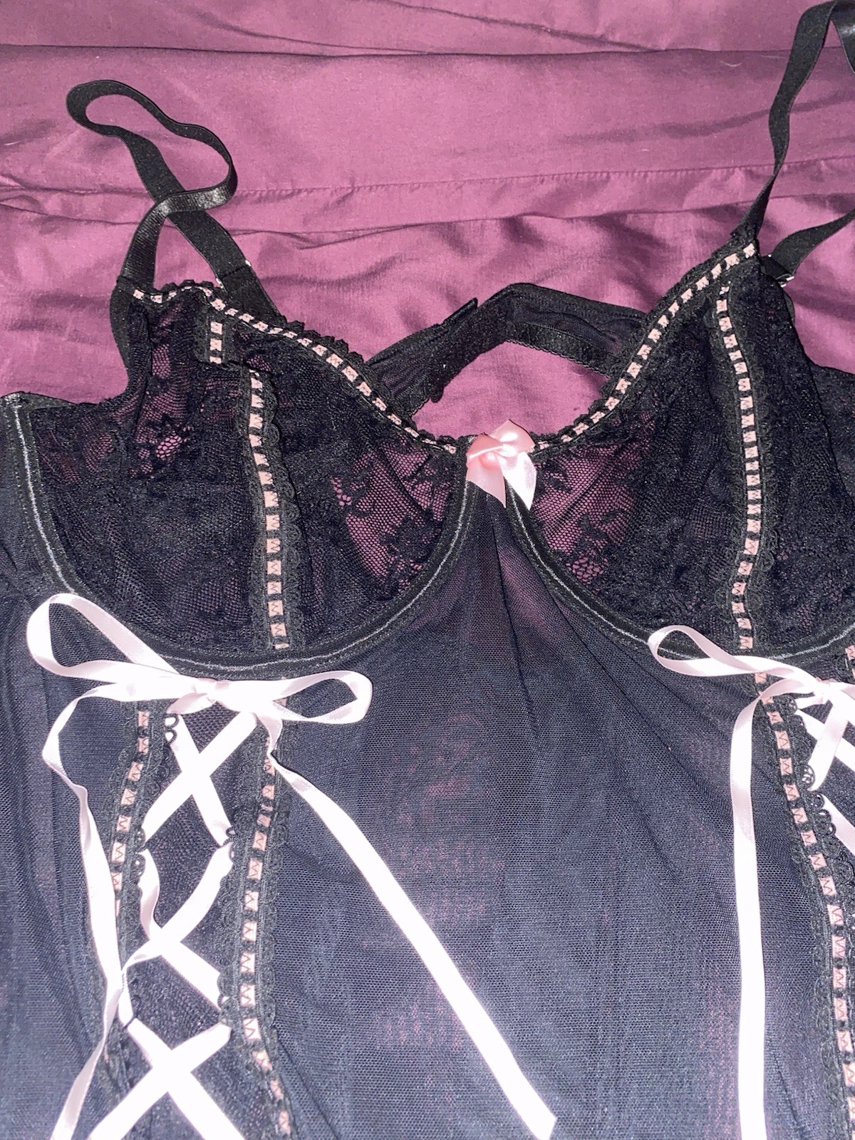 Women’s Plus 2X Underwire Black And Pink Lingerie Soft And Stretchy With Panty