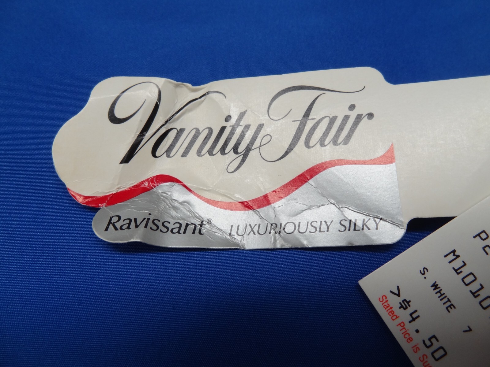 NWT Vanity Fair 7 Ravissant Luxuriously Silky 100% Antron Nylon VTG Made in USA