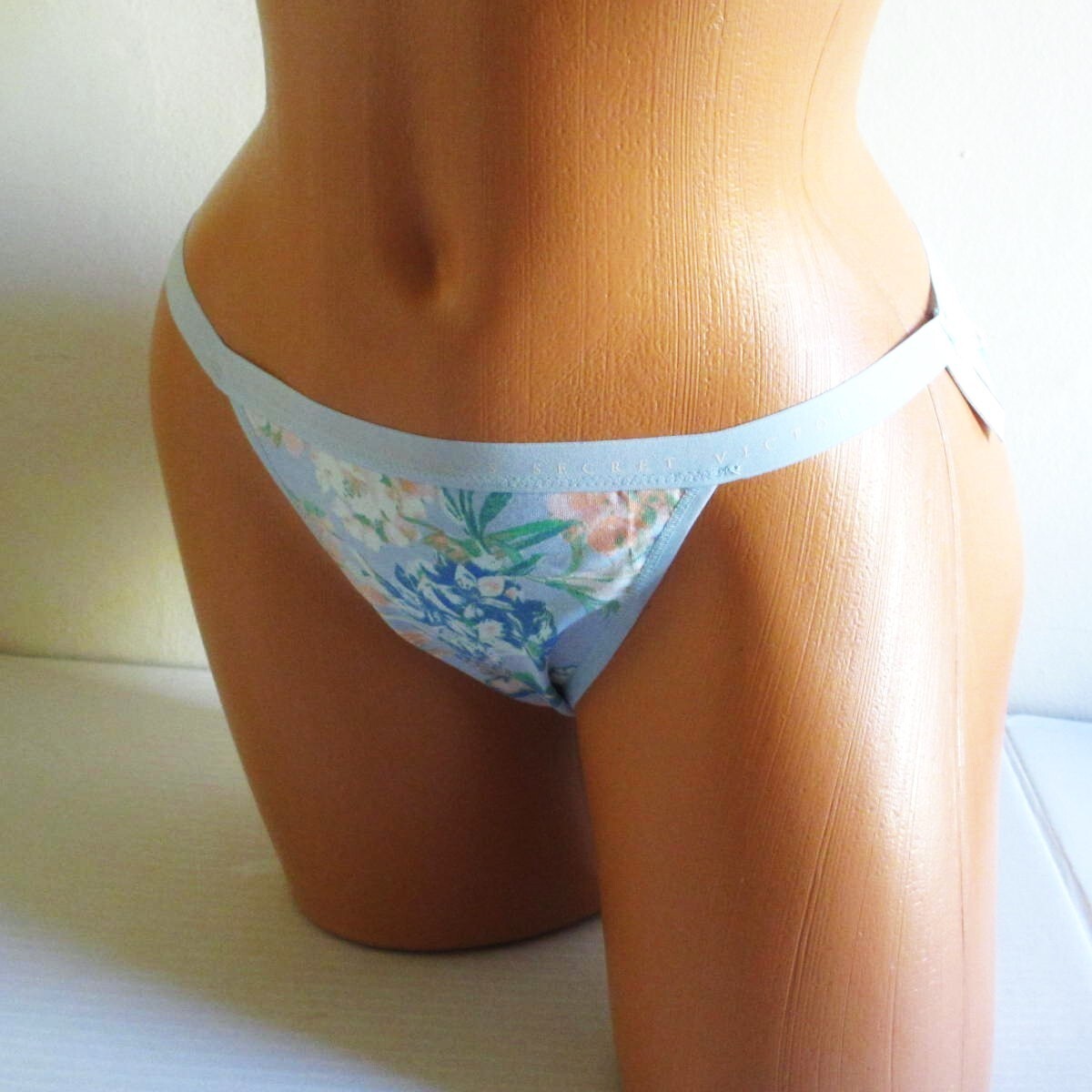 Victoria’s Secret Cotton String Bikini Panty L XL Blue Pretty Spring Floral Rare