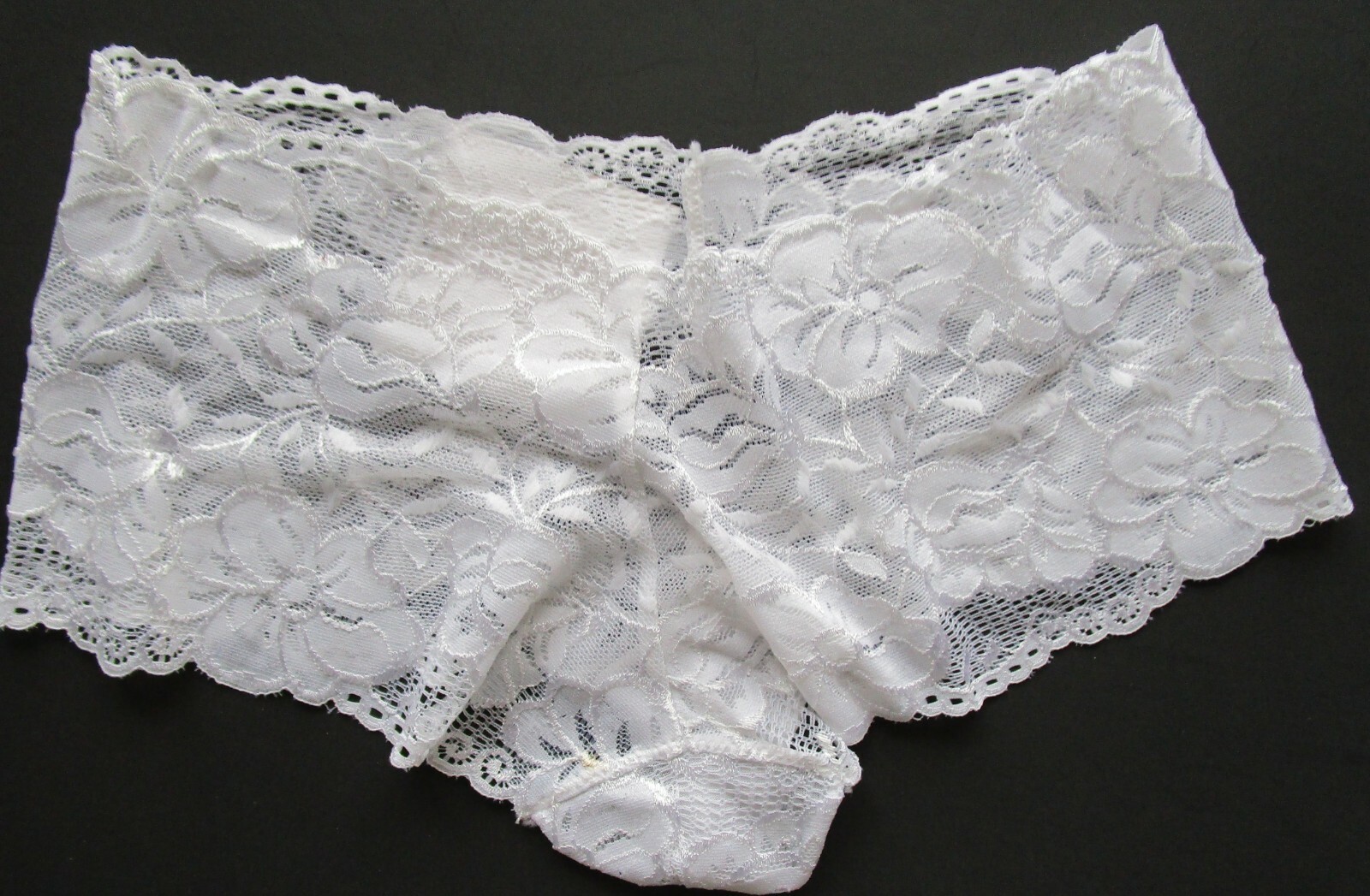 Sexy Curves Intimates Nylon Blend Lace Boyshort Pantie Size Small NWT