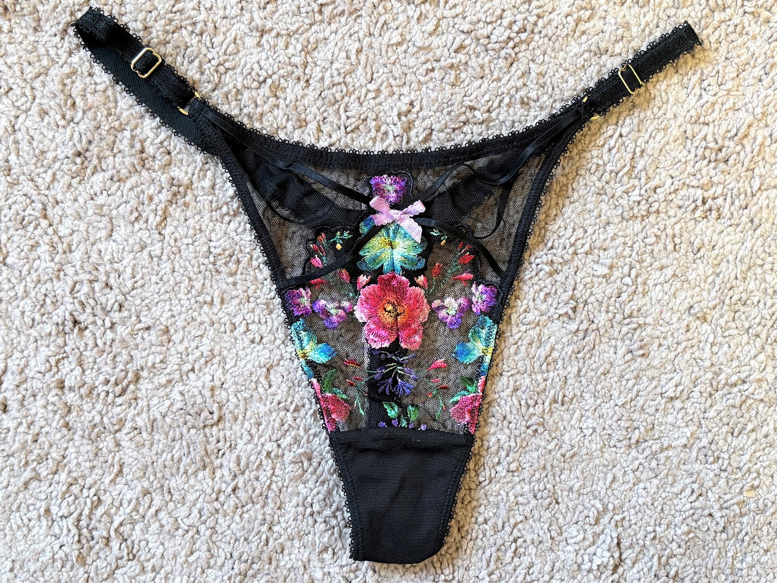 NWT – VICTORIA’S SECRET VERY SEXY DARK BLOSSOM HIGH LEG THONG PANTY – M L XL