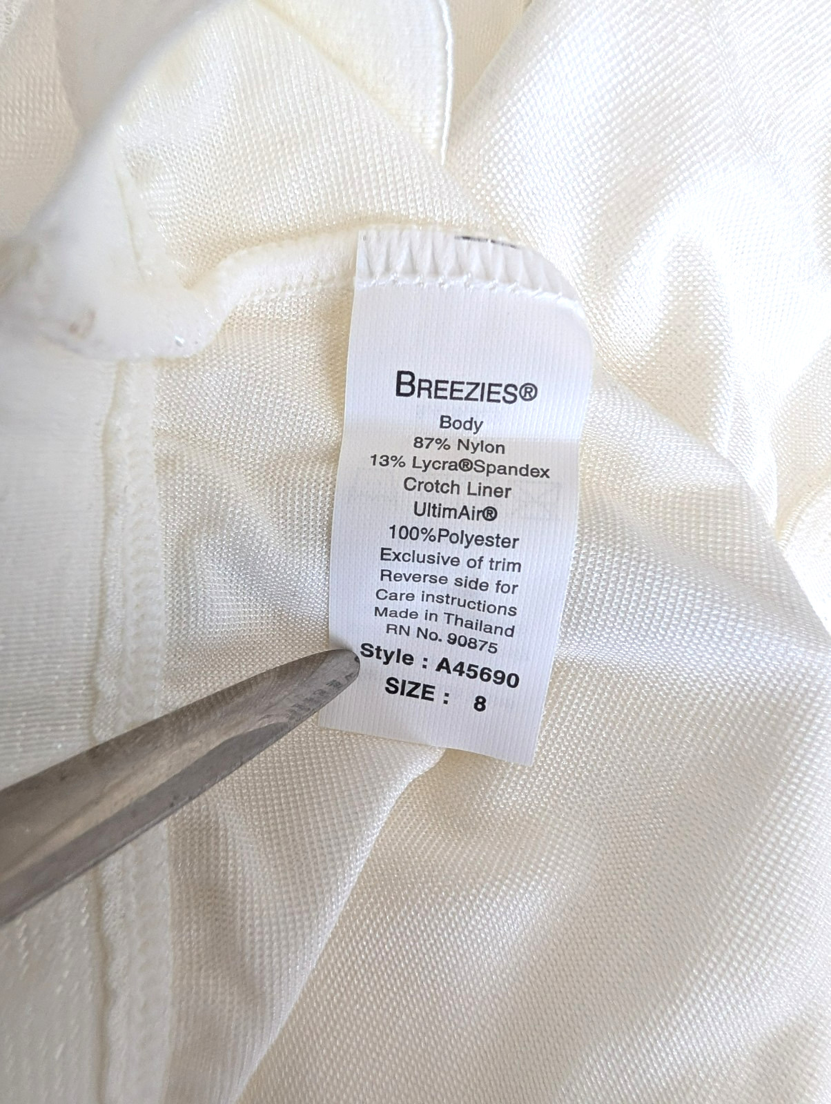 Breezies Set of 4 Nylon Lycra Full Cut Women’s Briefs w/UltimAir Ivory Size 8