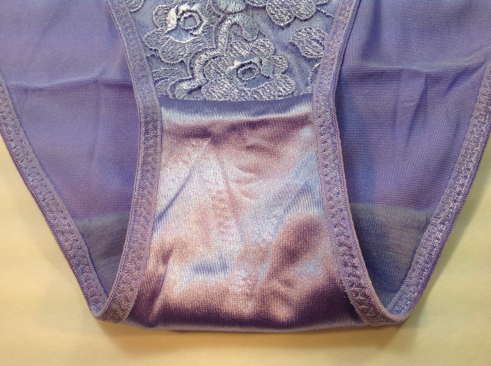 Women Panties,Bikinis “Eva Cervantes” Size S. Lavender Satin Floral W/decoration
