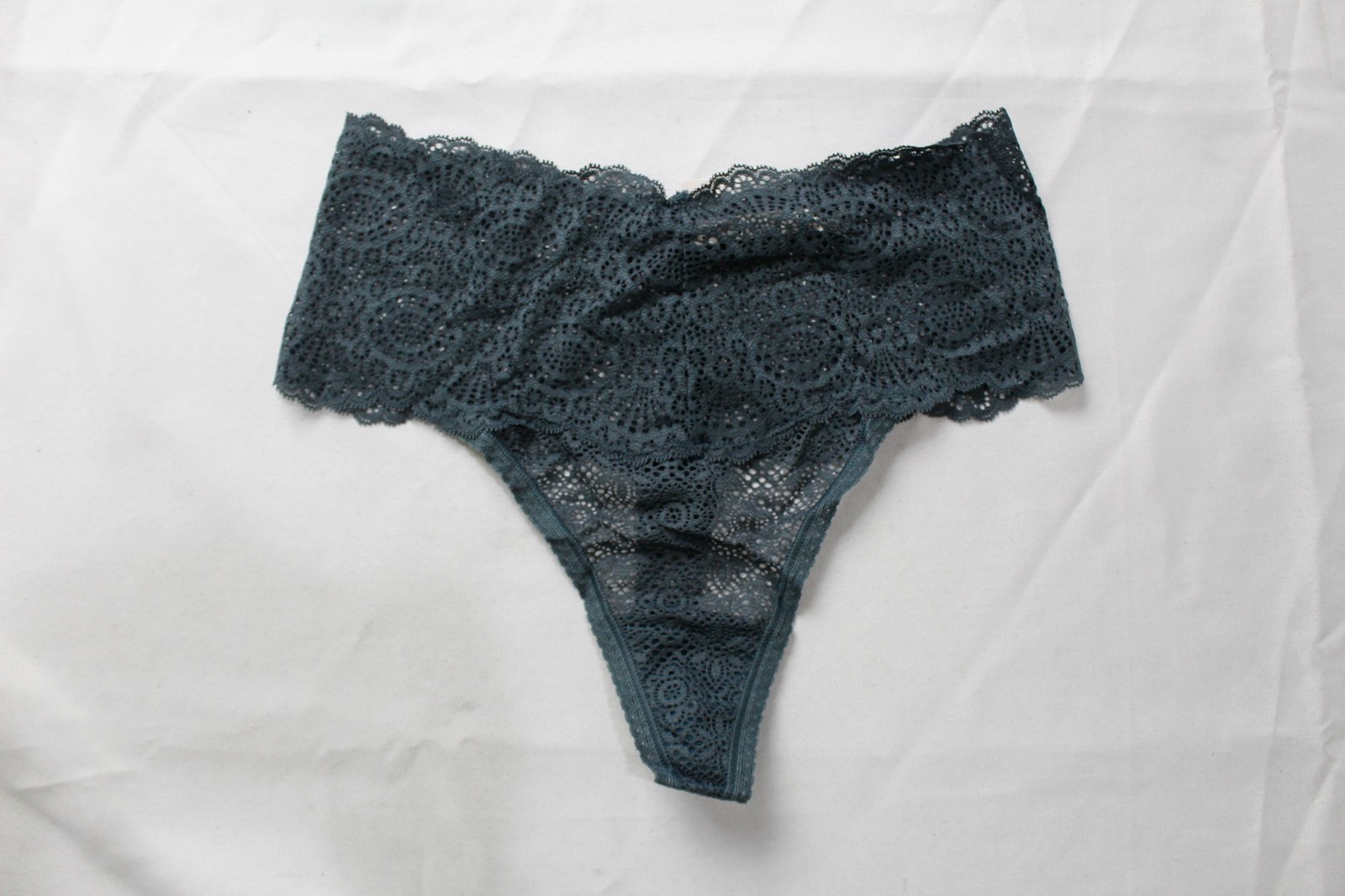 Soma Women’s Embraceable Crochet Lace High-Waist Thong DH3 Petrol Medium NWT