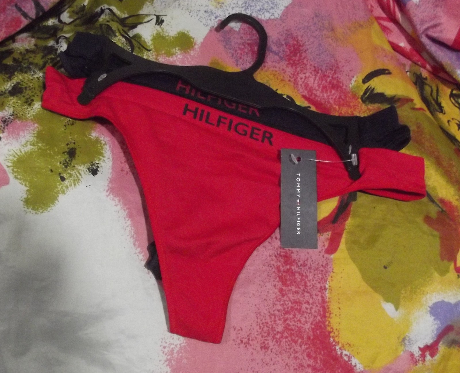 2 NEW TOMMY HILFIGER R82T024 722 SIGNATURE WAIST SEAMLESS MF THONG PANTIES L