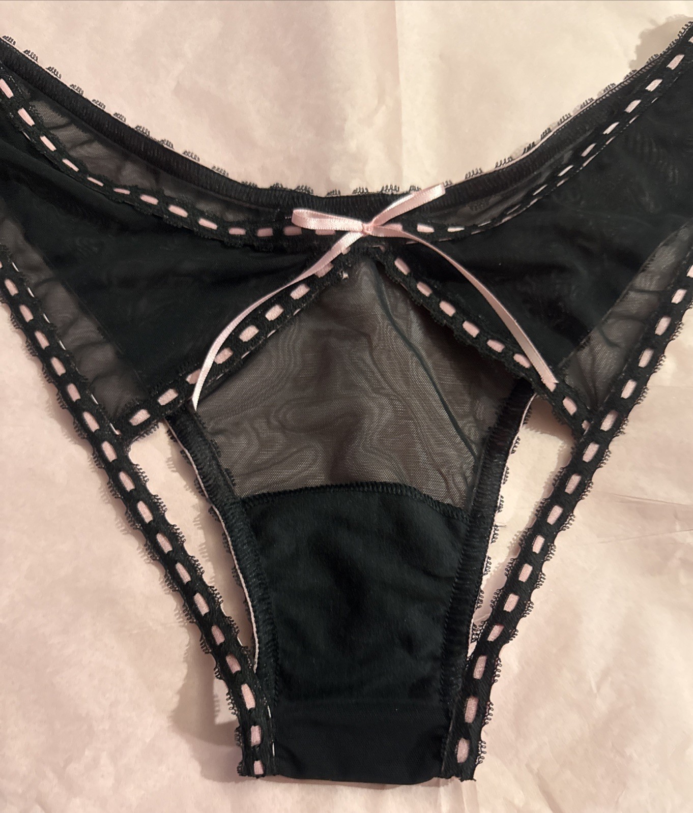 VICTORIA’S SECRET DREAM ANGELS HIGH-LEG BRAZILIAN PANTIES IN LARGE NWT