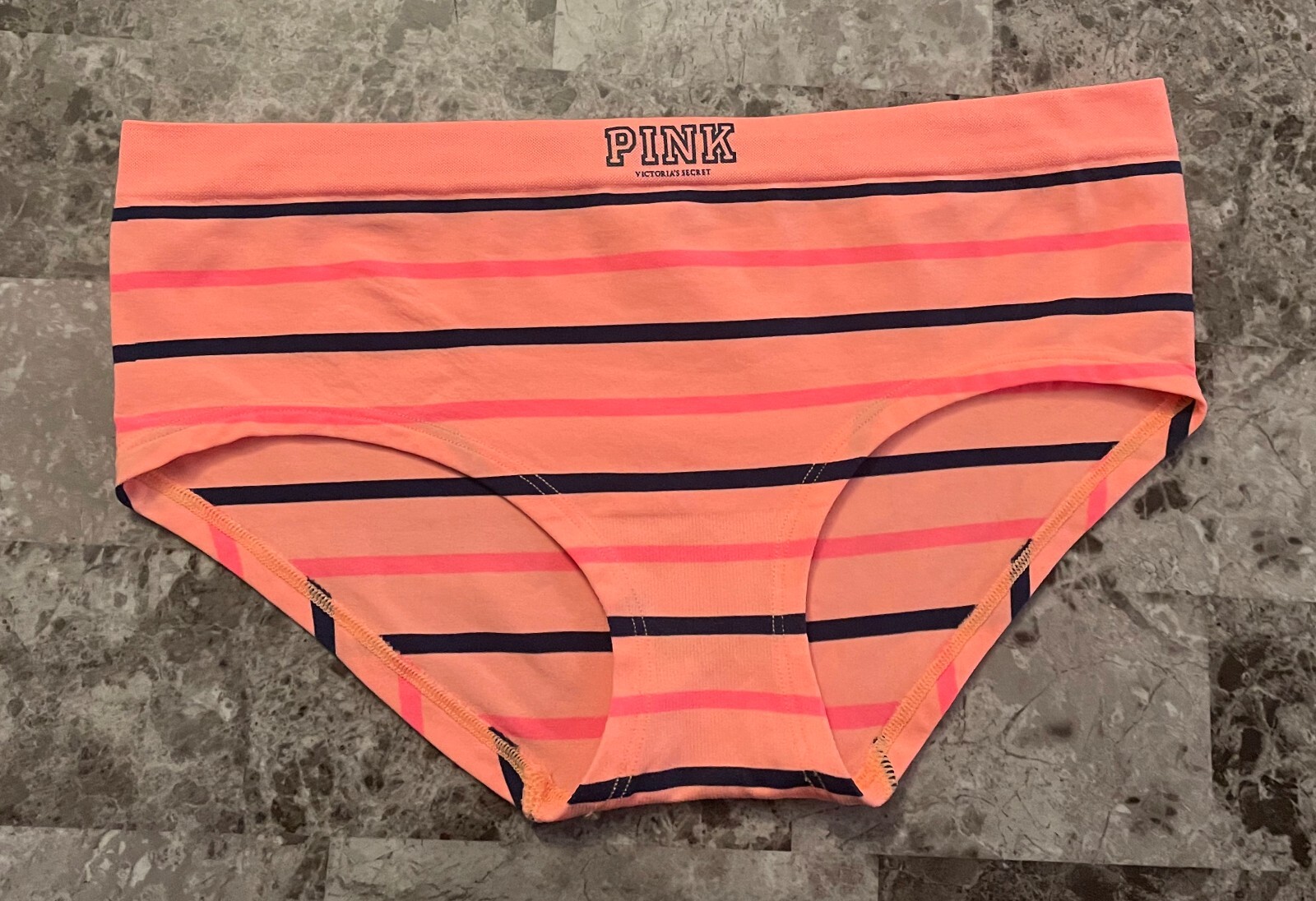 NWT VICTORIA’S SECRET PINK M CORAL STRIPE SEAMLESS VINTAGE RARE HIPSTER PANTIES