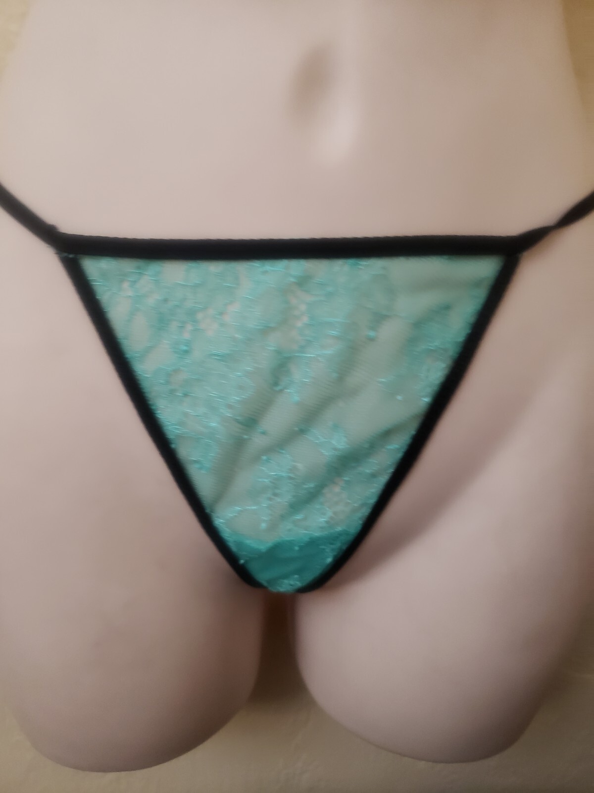 Victoria’s Secret THONG V-String Very Sexy Panty, S/P