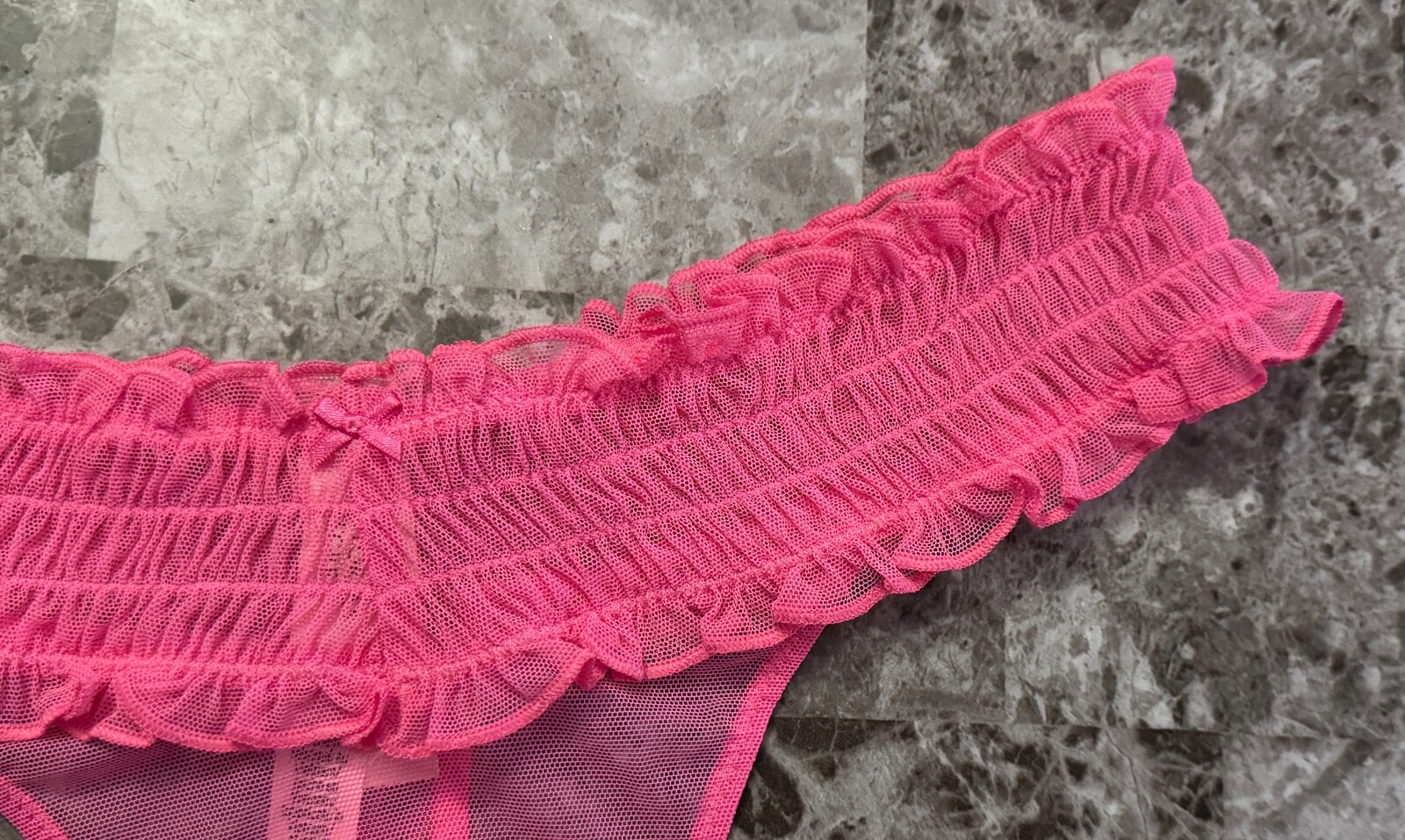 NWT VICTORIA’S SECRET PINK SHEER MESH RUFFLE SMOCKED BOW THONG PANTIES