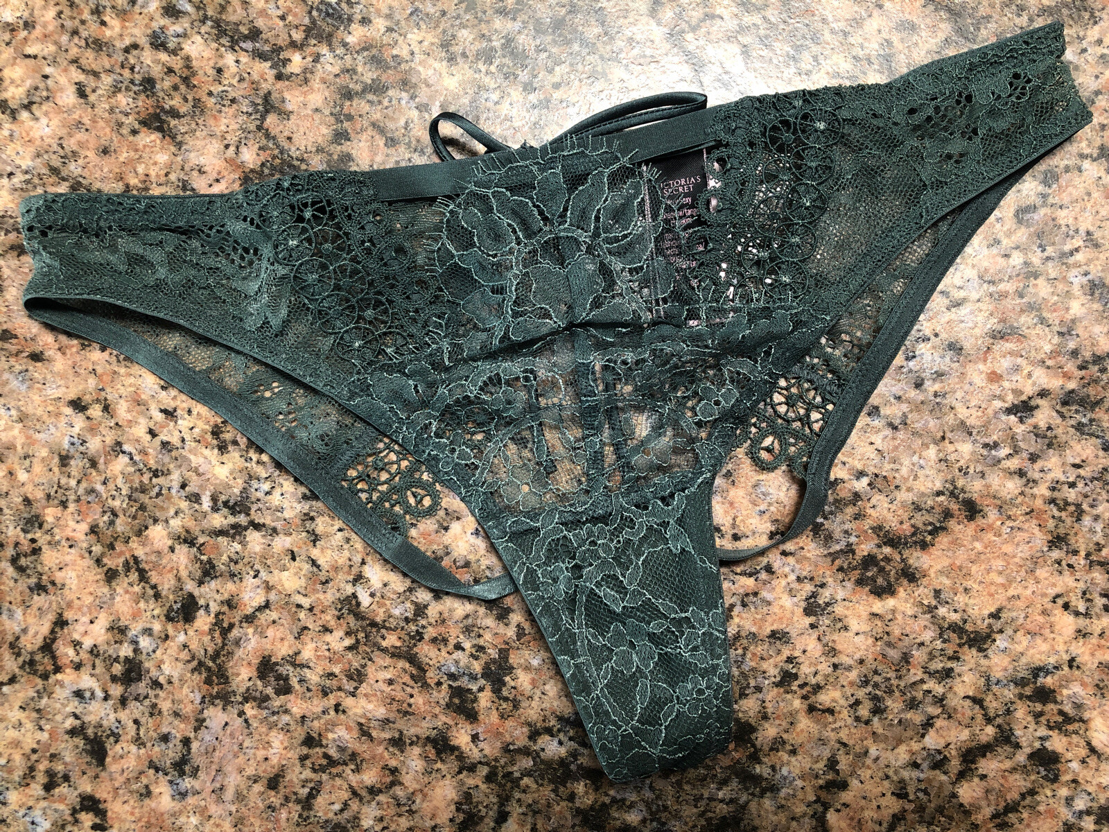 Victoria’s Secret Very Sexy Cheekini/tanga Panty Small NWT
