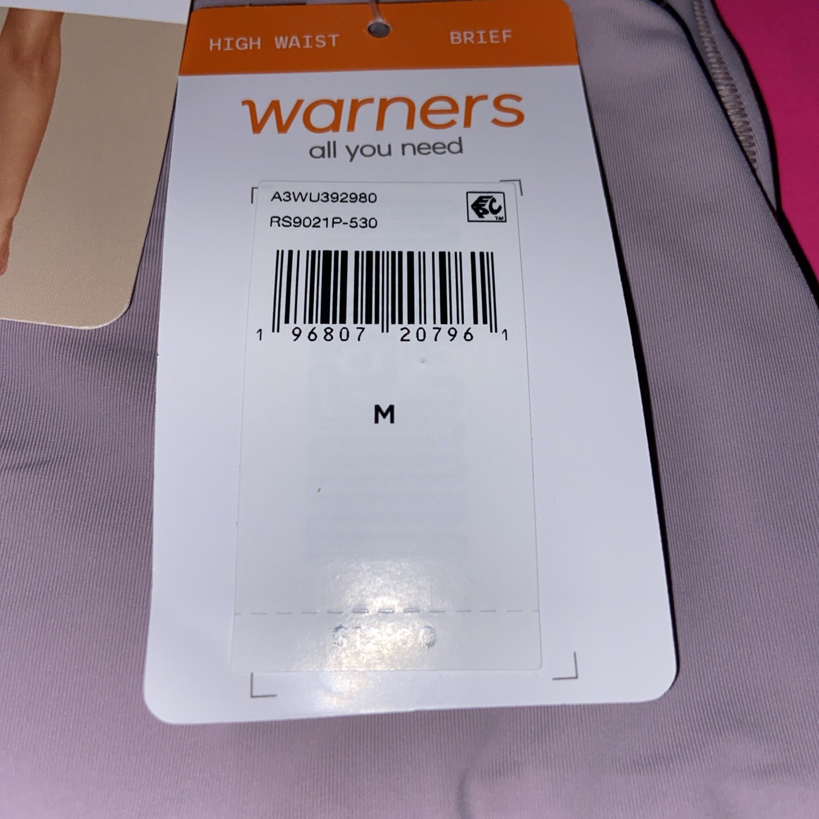 WARNERS VERY PALE PURPLE SMOOTH IT OVER BRIEF PANTIES / MEDIUM / SIZE 6