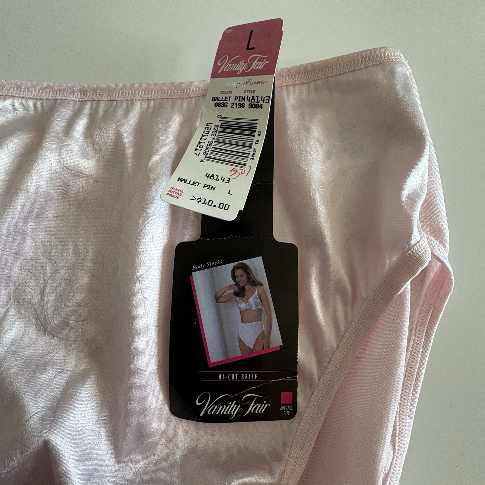 Vtg Vanity Fair Body Sleeks Hi-Cut Brief Panties Silky Ballet Pink Size Large