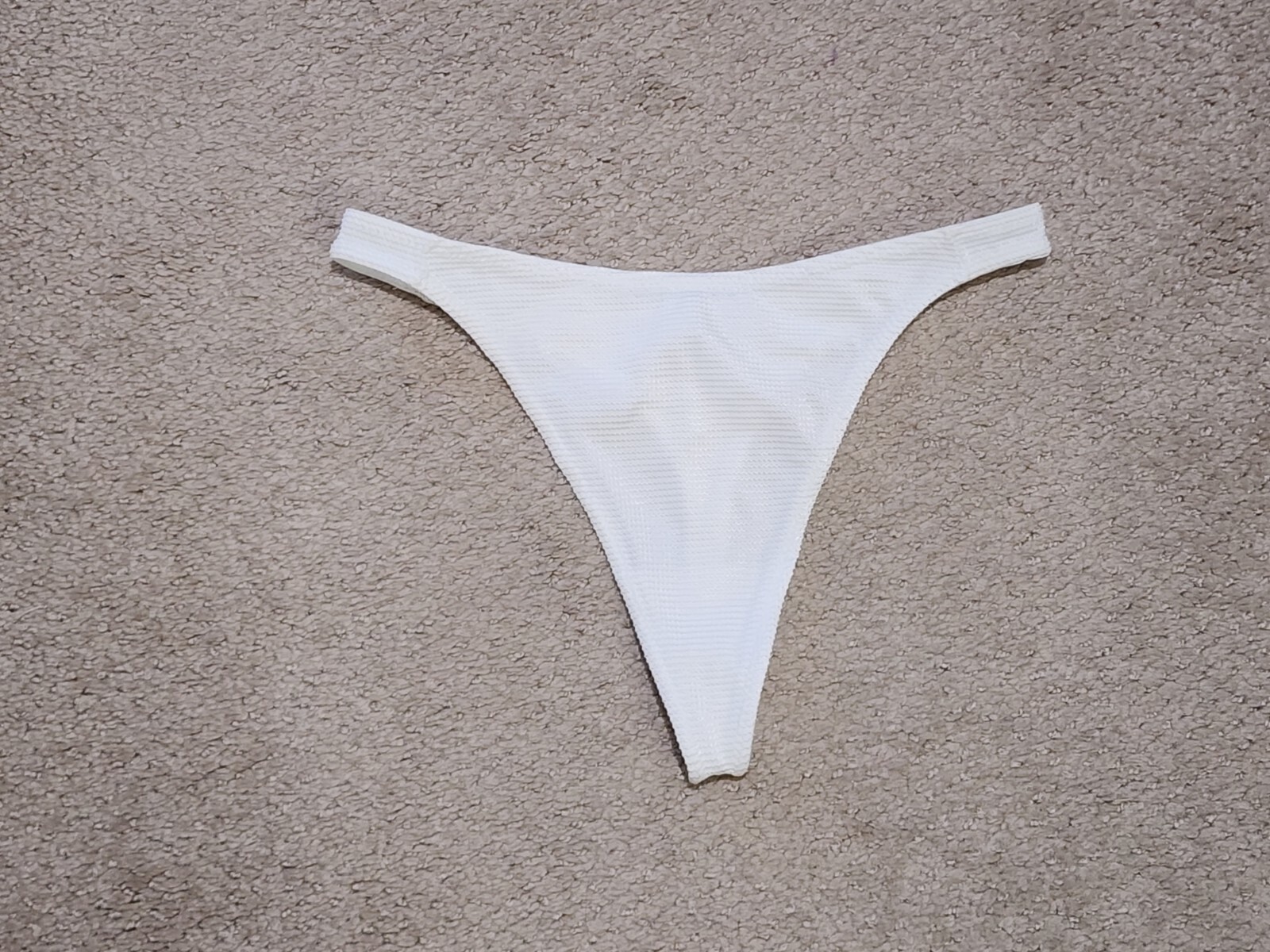 Lily Of France Textured White Thong 3042 Women’s Size Small