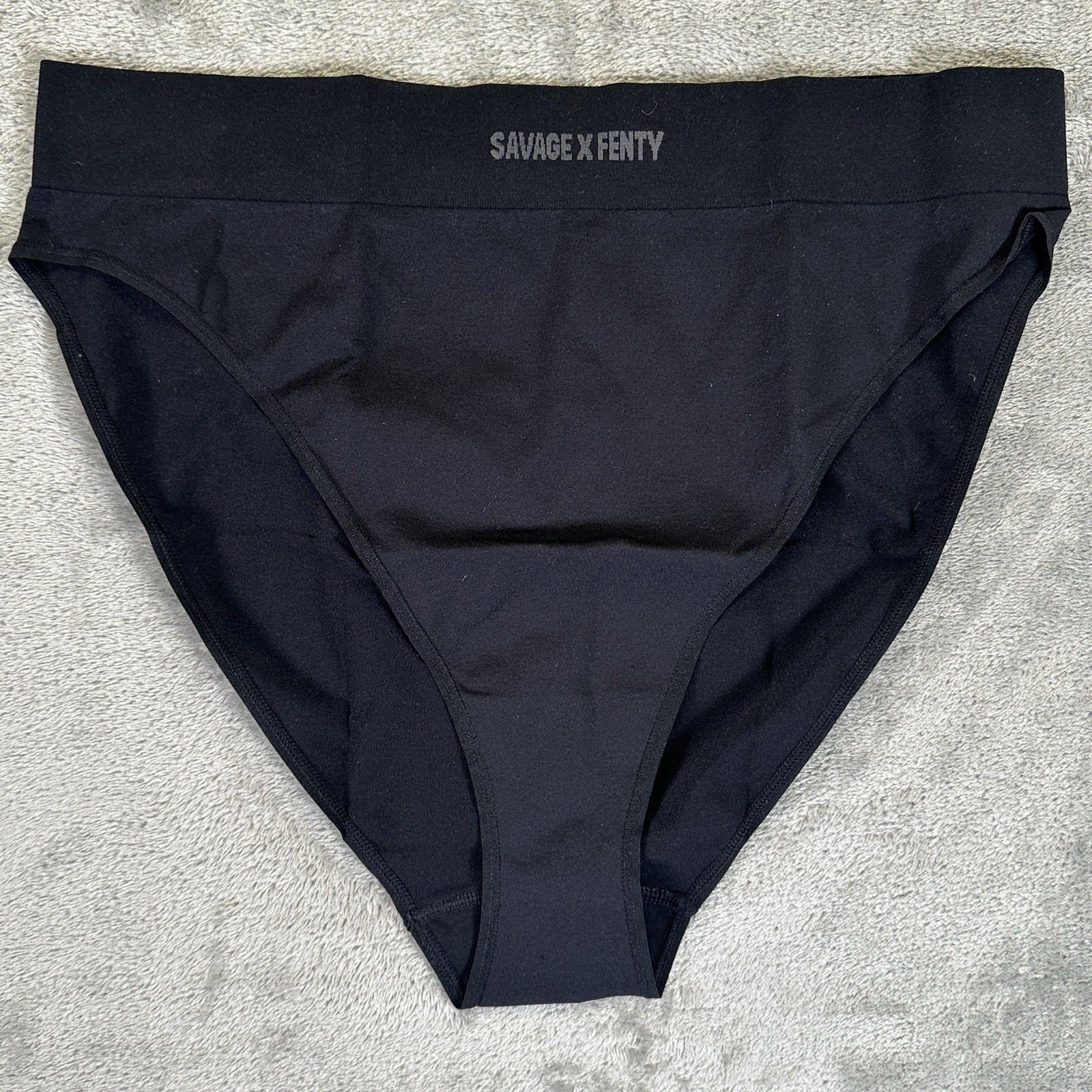 Savage X Fenty Women’s Seamless High-Waist Bikini Panty Caviar XL