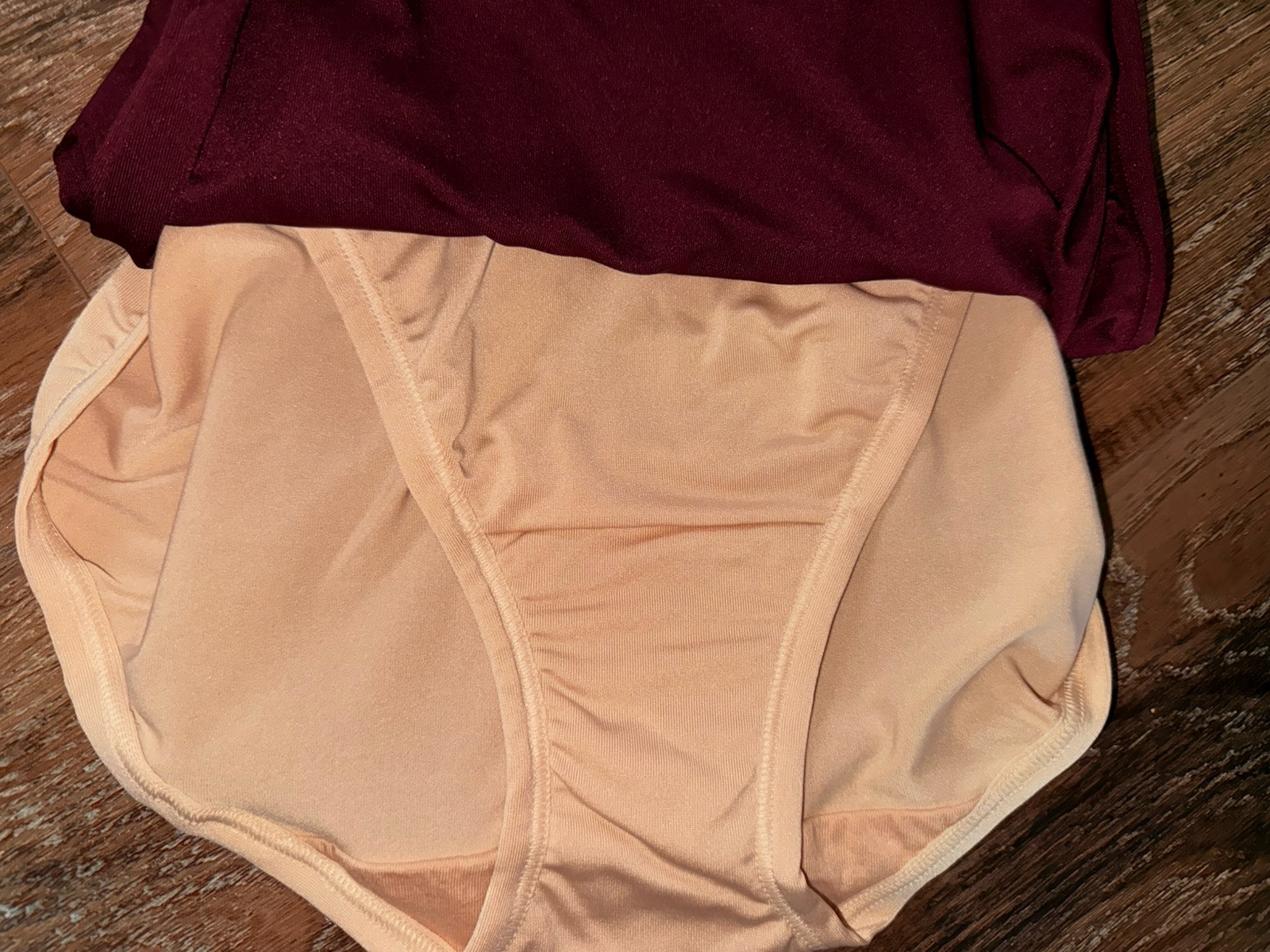 Vanity Fair Radiant ~ Womens Hi-Cut Underwear Panties 3-Pair Polyester ~ 4XL/11