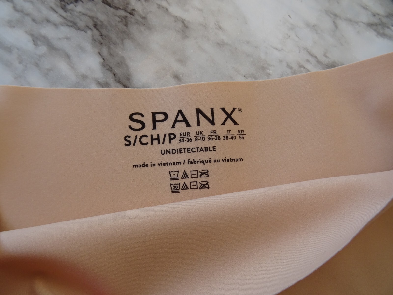 Spanx 0115# Undie Tectable Thong 1-Pack Panties US Size S