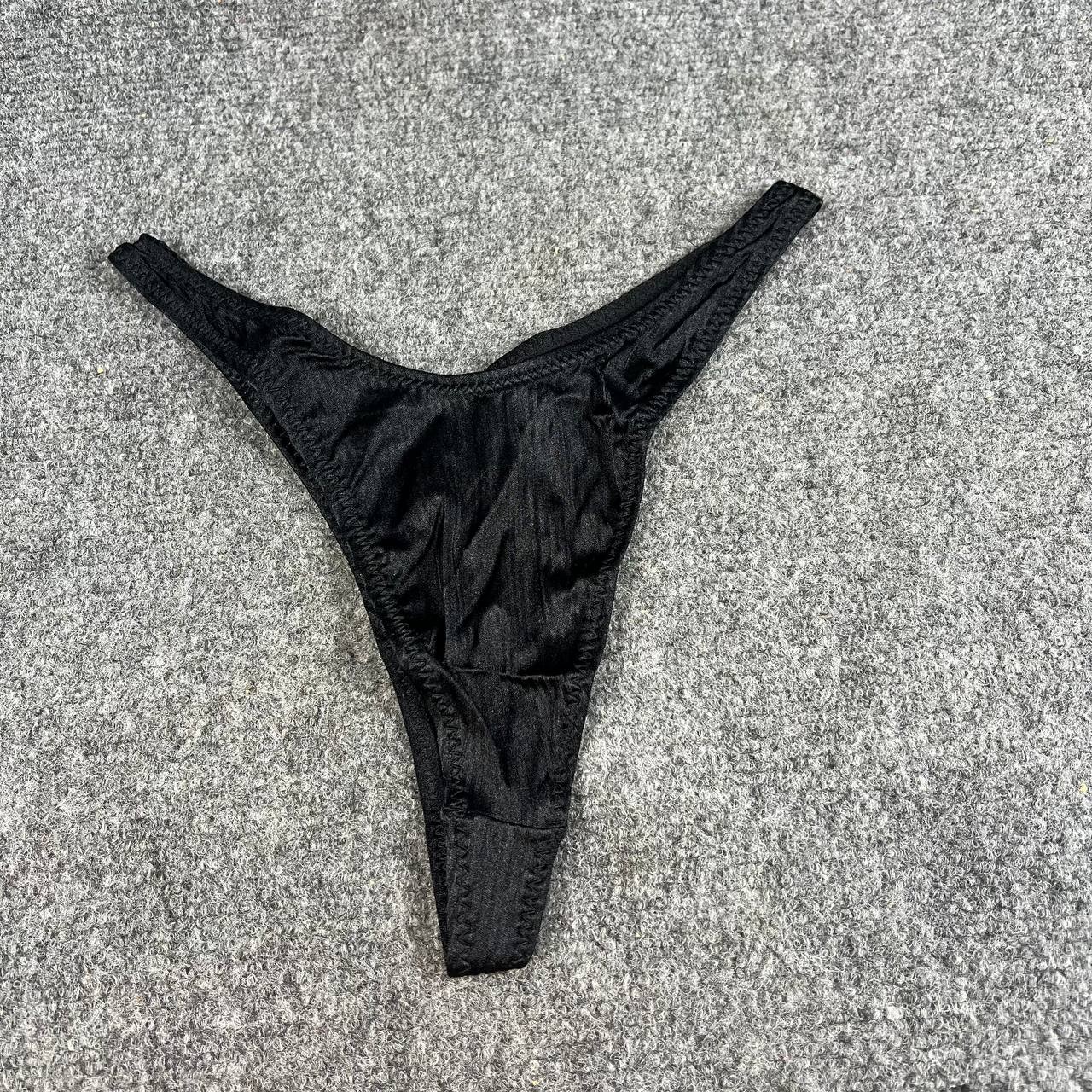 Frederick’s of Hollywood Black Thong Panties Made in France S M