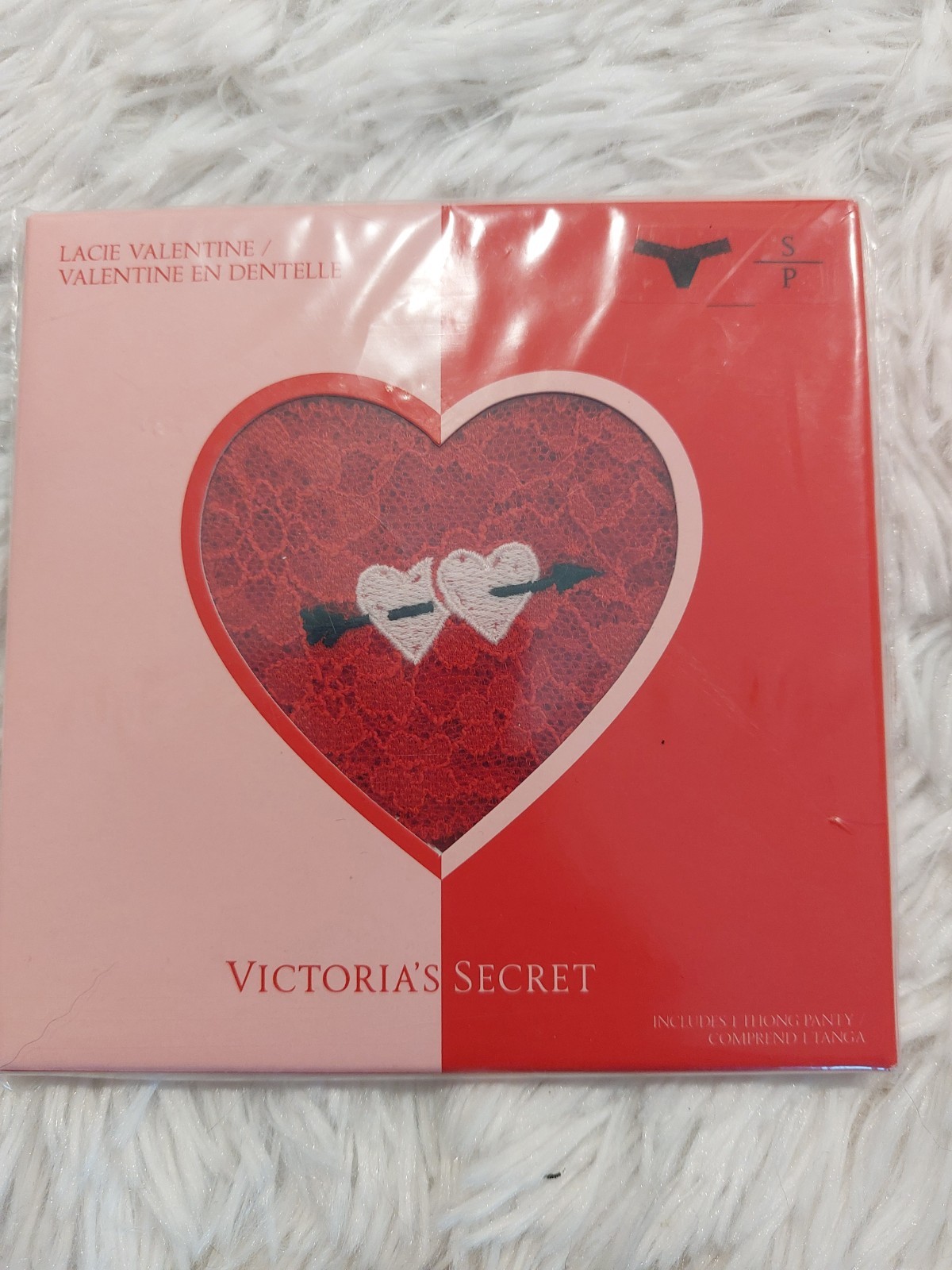 NWT Victoria Secret Valentine Boxed Lace Embroidered Thong Small (PPD)