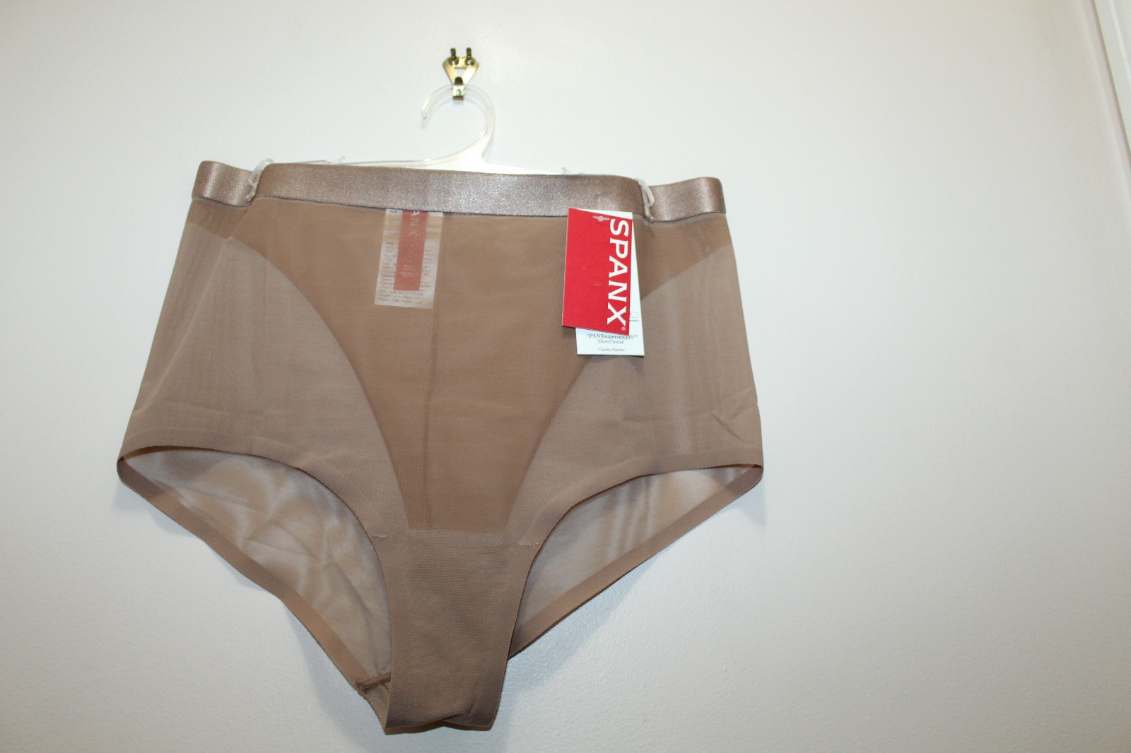 Spanx Cafe Au Lait Cheeky Hipster Panties Supersmooth SheerSense Sz M