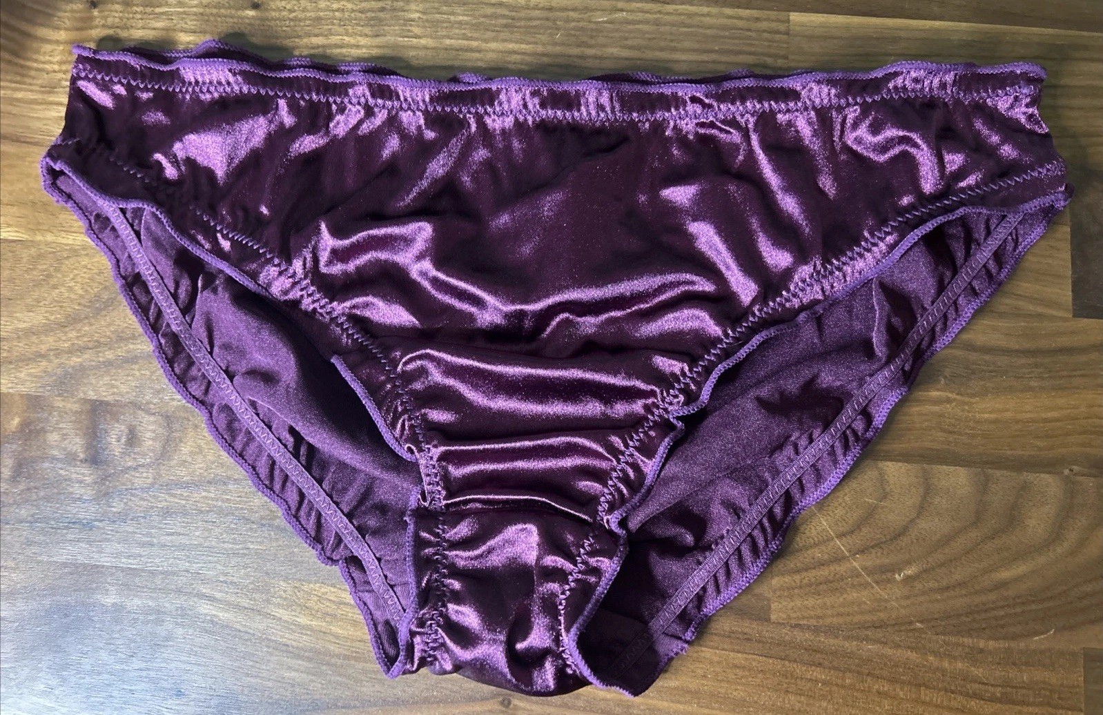 Vtg Ruffled Edge Glossy Satin Bikini Panties XL Second Skin Shiny Purple