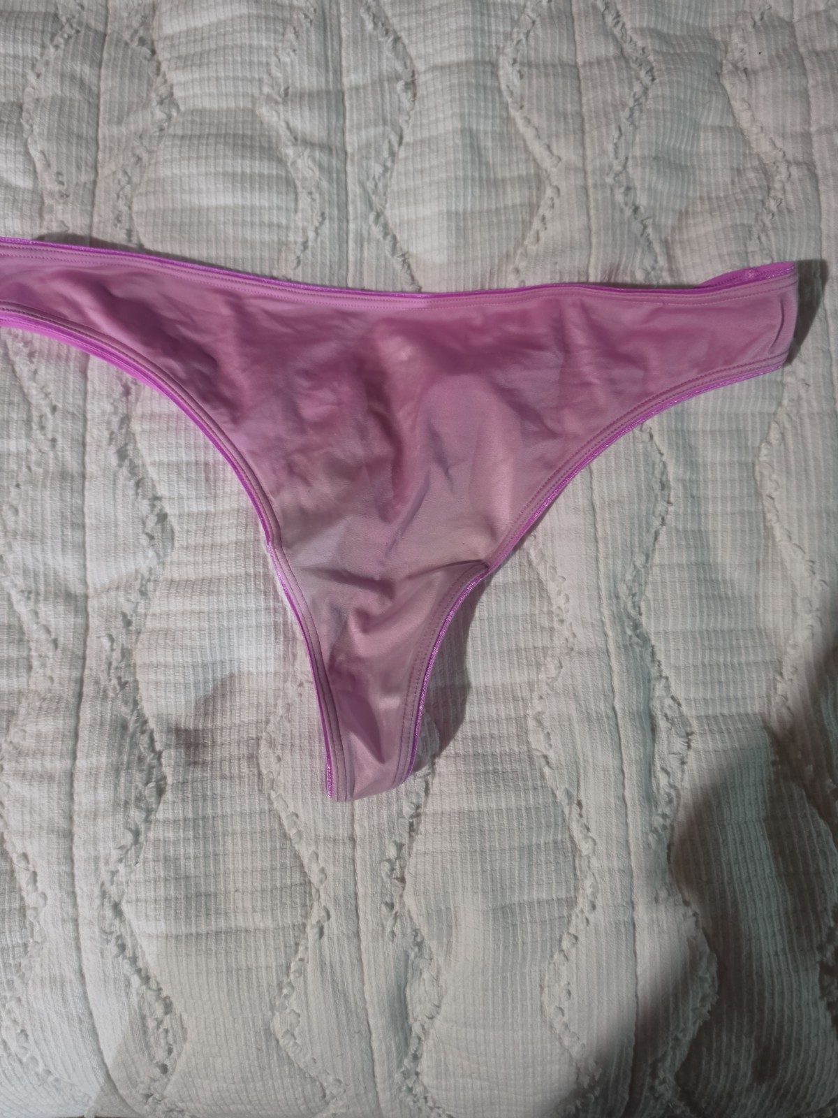 Victoria’s Secret Everyday Perfect Thong Size Large