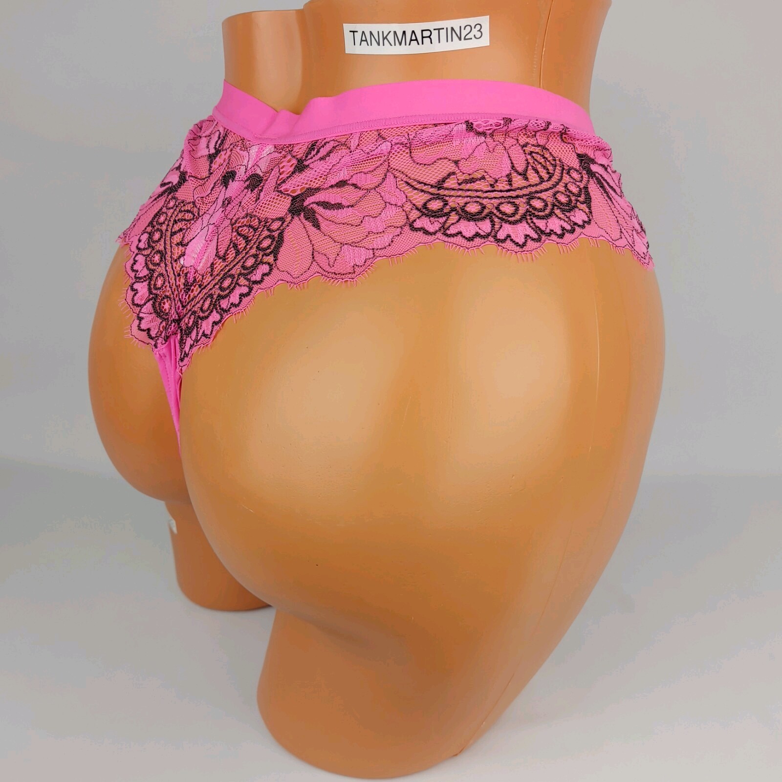 LANE BRYANT CACIQUE NO SHOW THONG 22/24 PANTY PLUS SOLID PINK LACE BACK SEXY