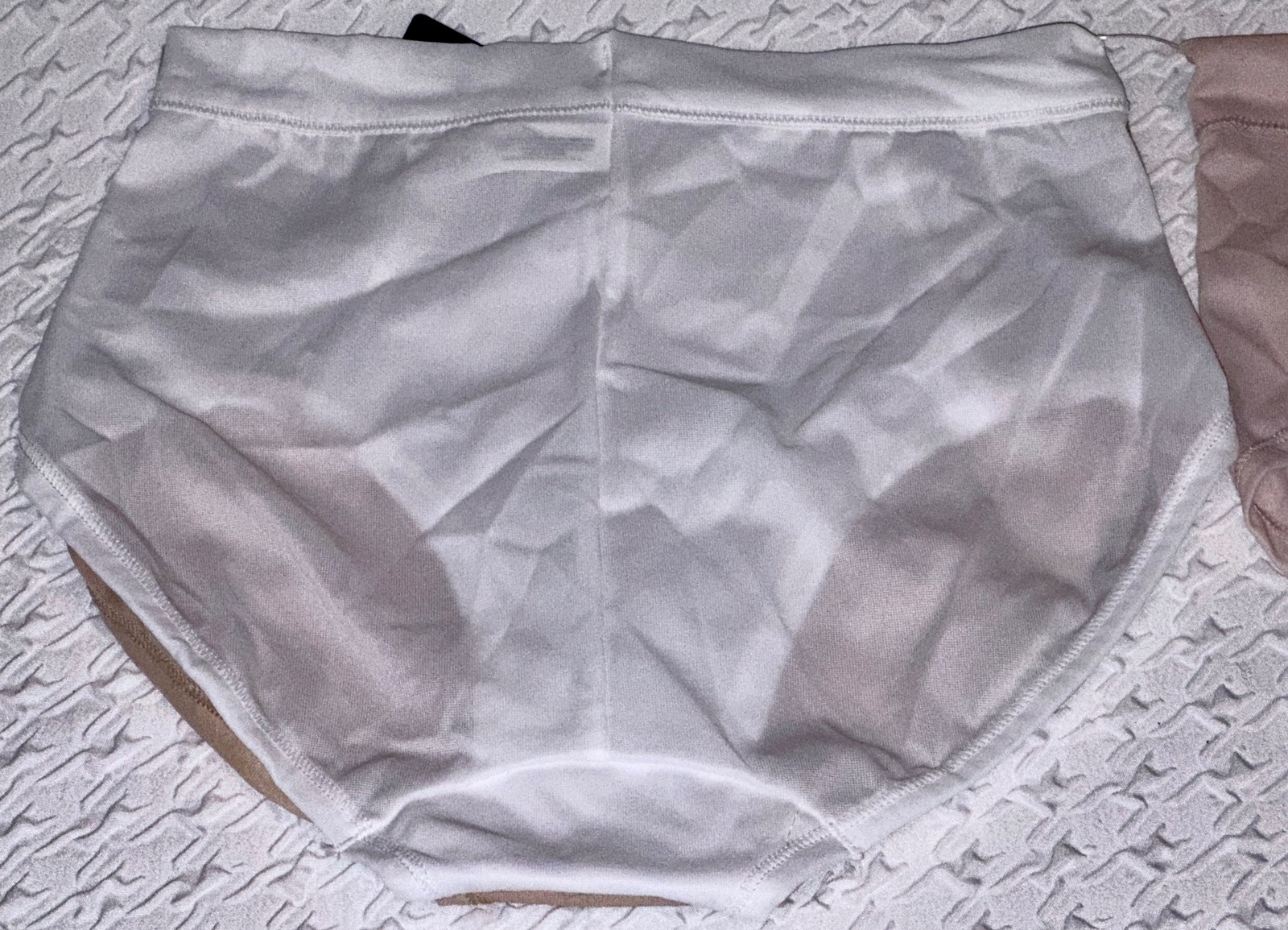 BALI One Smooth U Second Skin White Nude Sandshell Hi Cut Panty Womens S 5 2XL 9