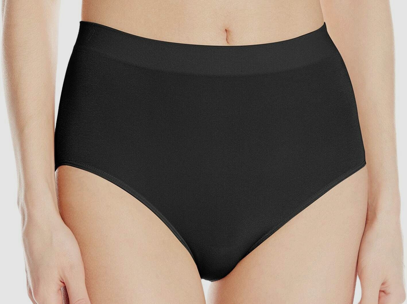 $18 Wacoal Women’s Black Stretch B Smooth High-Waisted Brief Panties Size L/7
