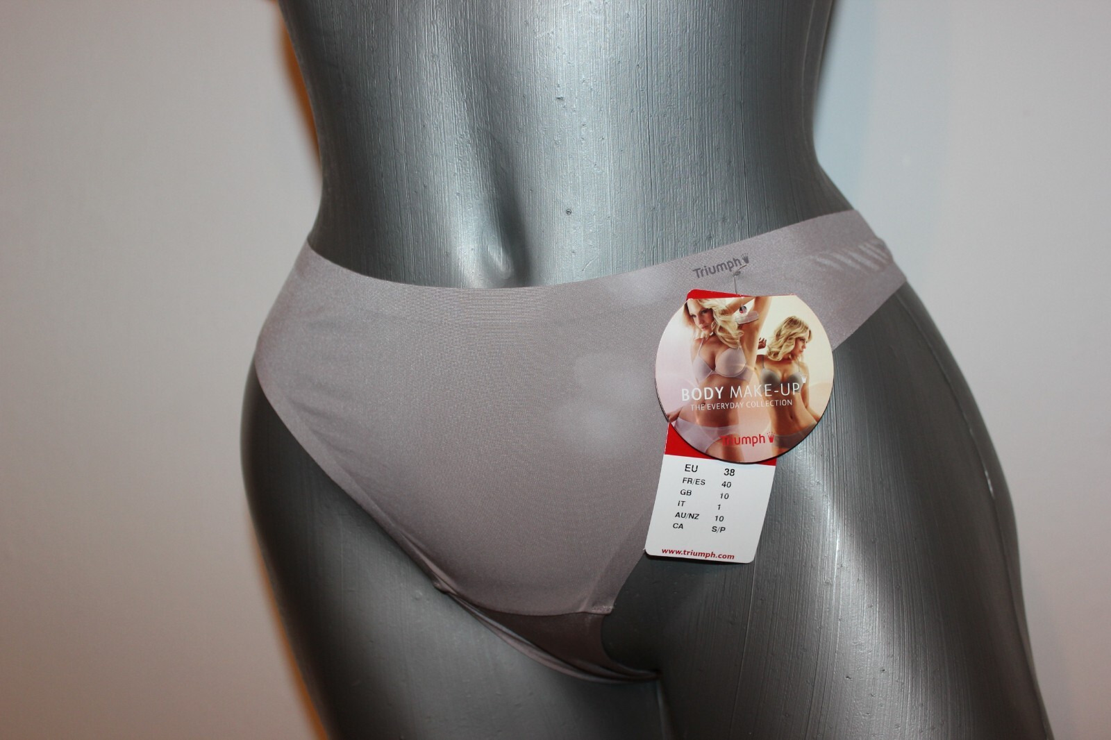 Triumph String “Just Body Make-Up” coffee milk Gr. 38