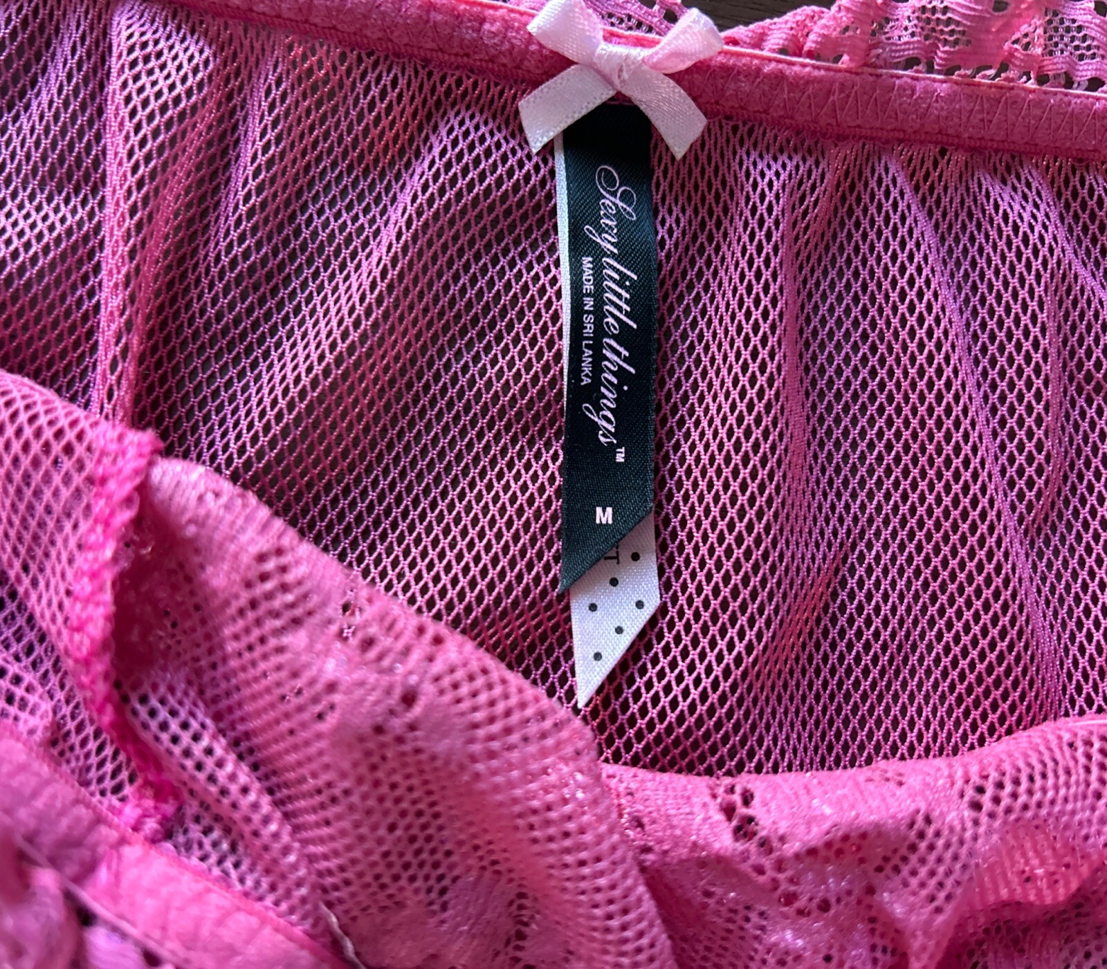 Vtg VICTORIA SECRET SEXY LITTLE THINGS PINK MESH RARE PANTIES Bows Frilly Lace M