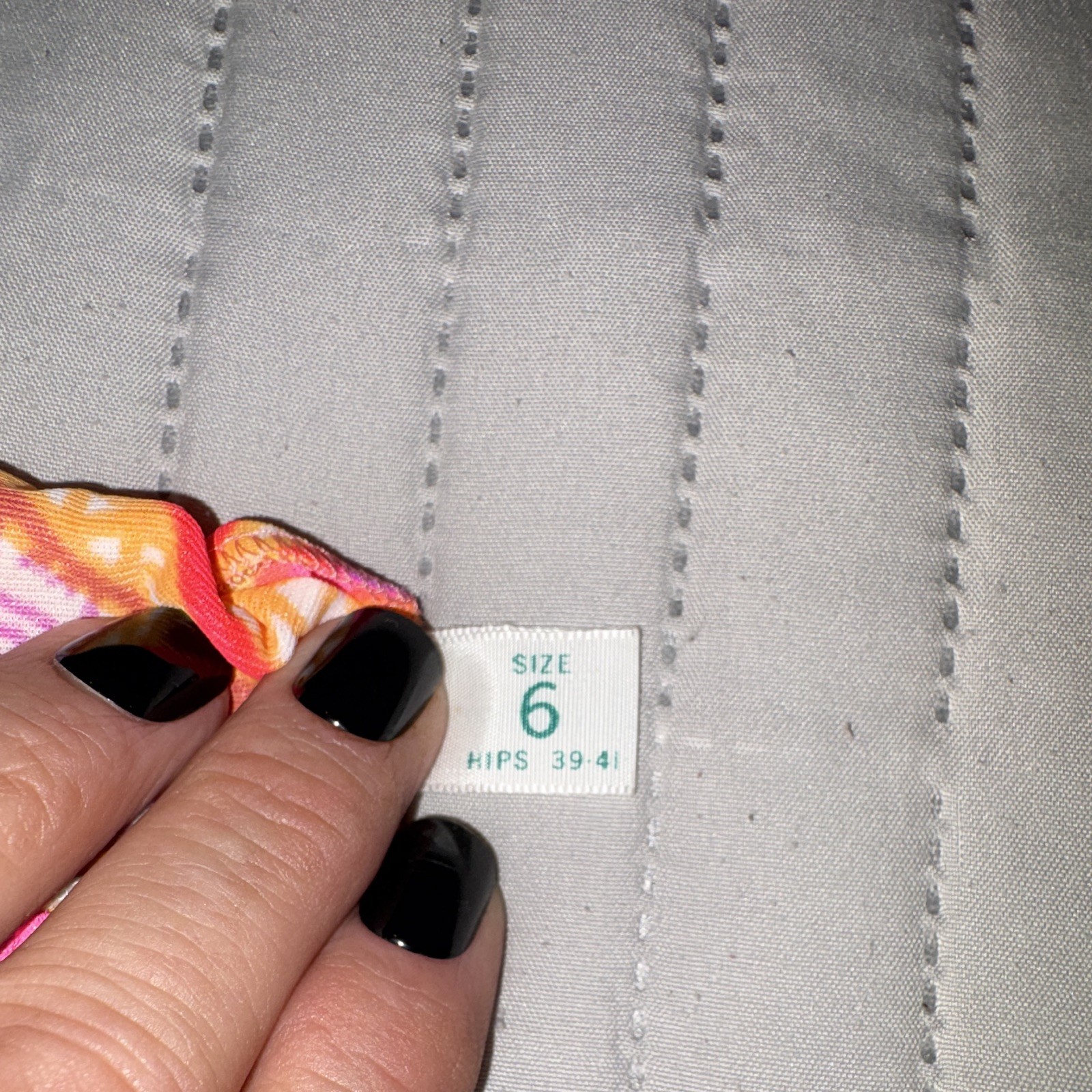 Lorraine Women’s 100% Nylon Panties Size 6 Regular Pink Orange Purple NOS