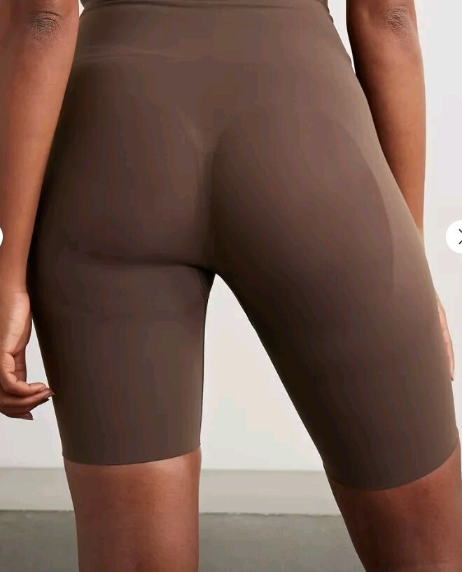 Skims-Seamless Sculpt Butt Enhancing Shorts -(Coca) XXS/XS