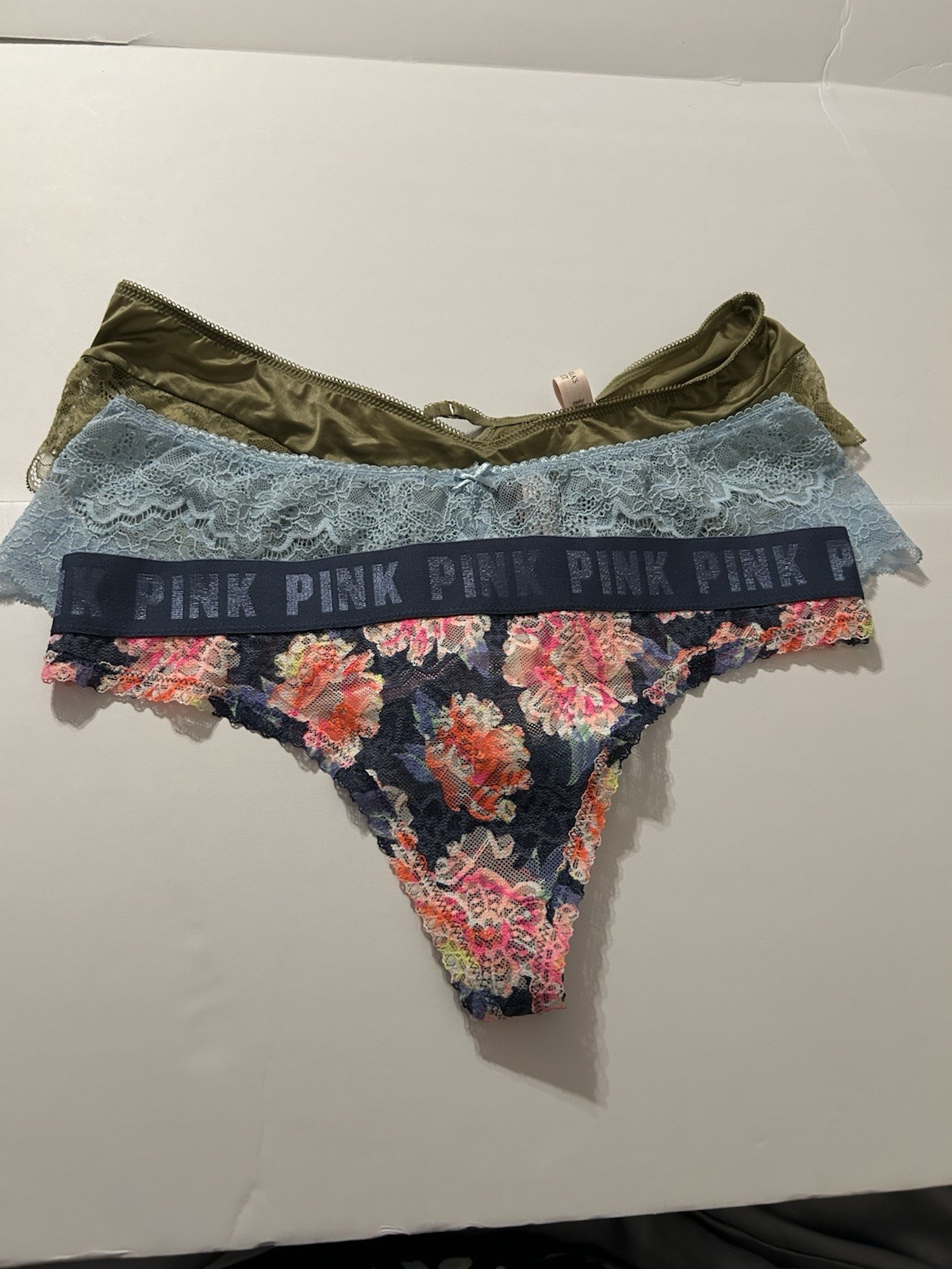 NWT Set of 3 Victoria Secret Thong Panties Different Colors And Designs Sz Lg