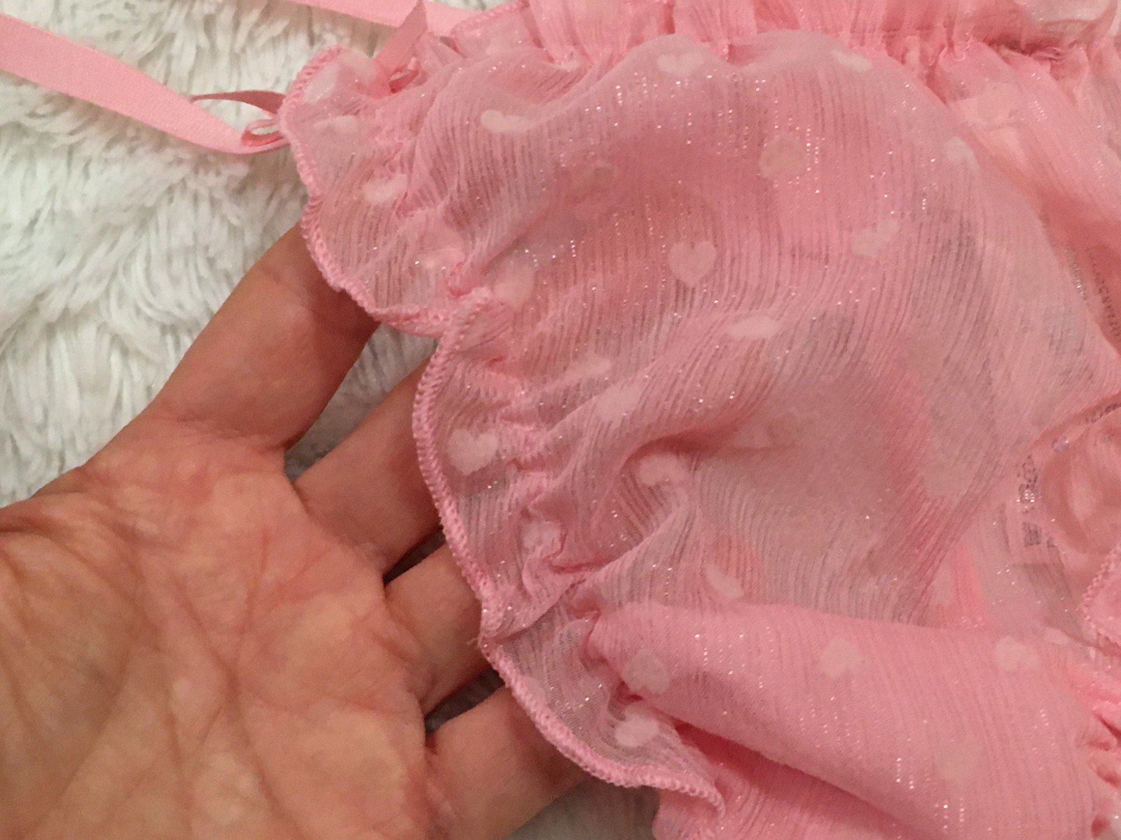 S VICTORIA’S Secret HEART CHIFFON STRAP V-STRING Thong Panty Flocked Ruffle Pink