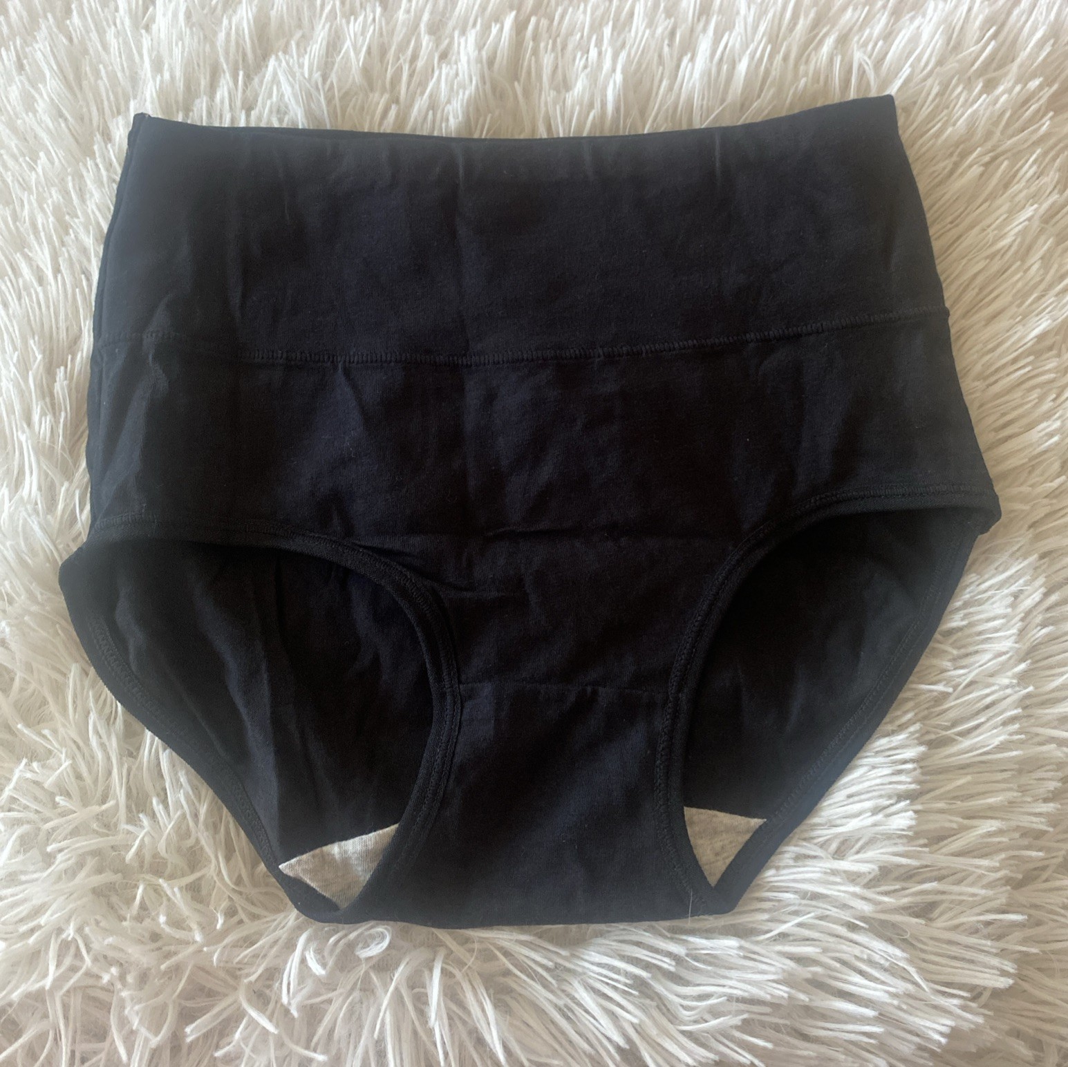 Lot of 5 Women’s Black Panties Underwear Size Med Briefs Seamless Soft Stretch