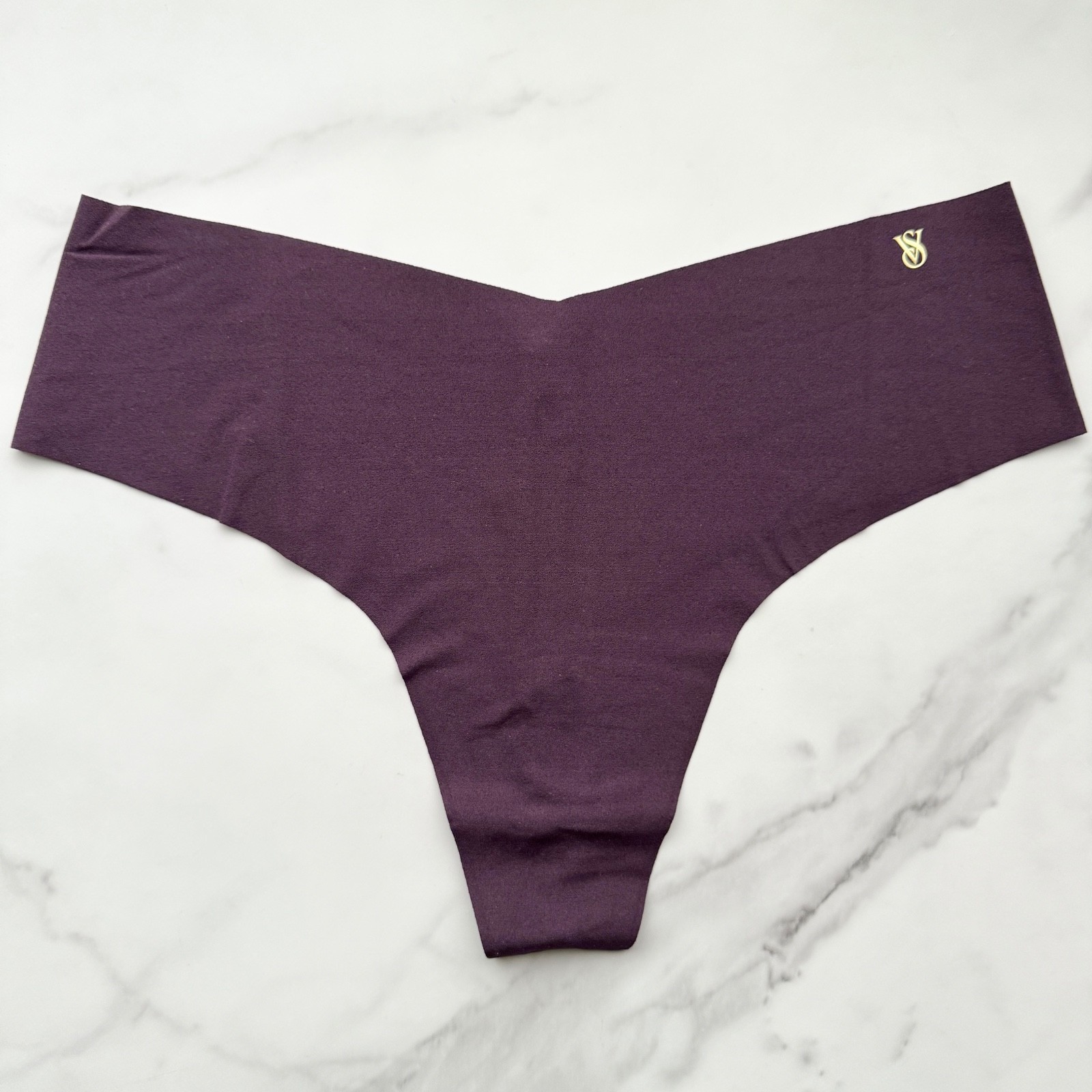 Victoria’s Secret No-Show Smooth Thong Panty Winter Wine SZ L/XL