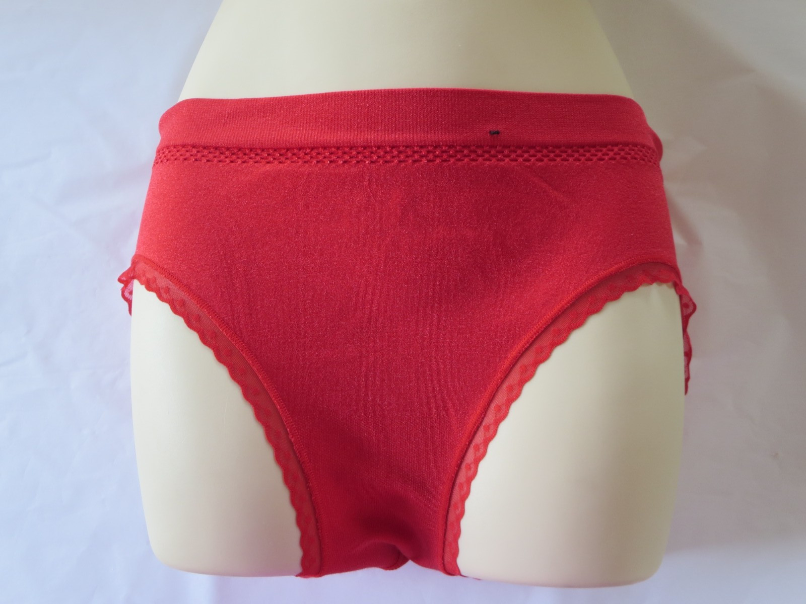 WACOAL B-SMOOTH WOMENS BRIEF PANTY #871374, LARGE RED, NWOT