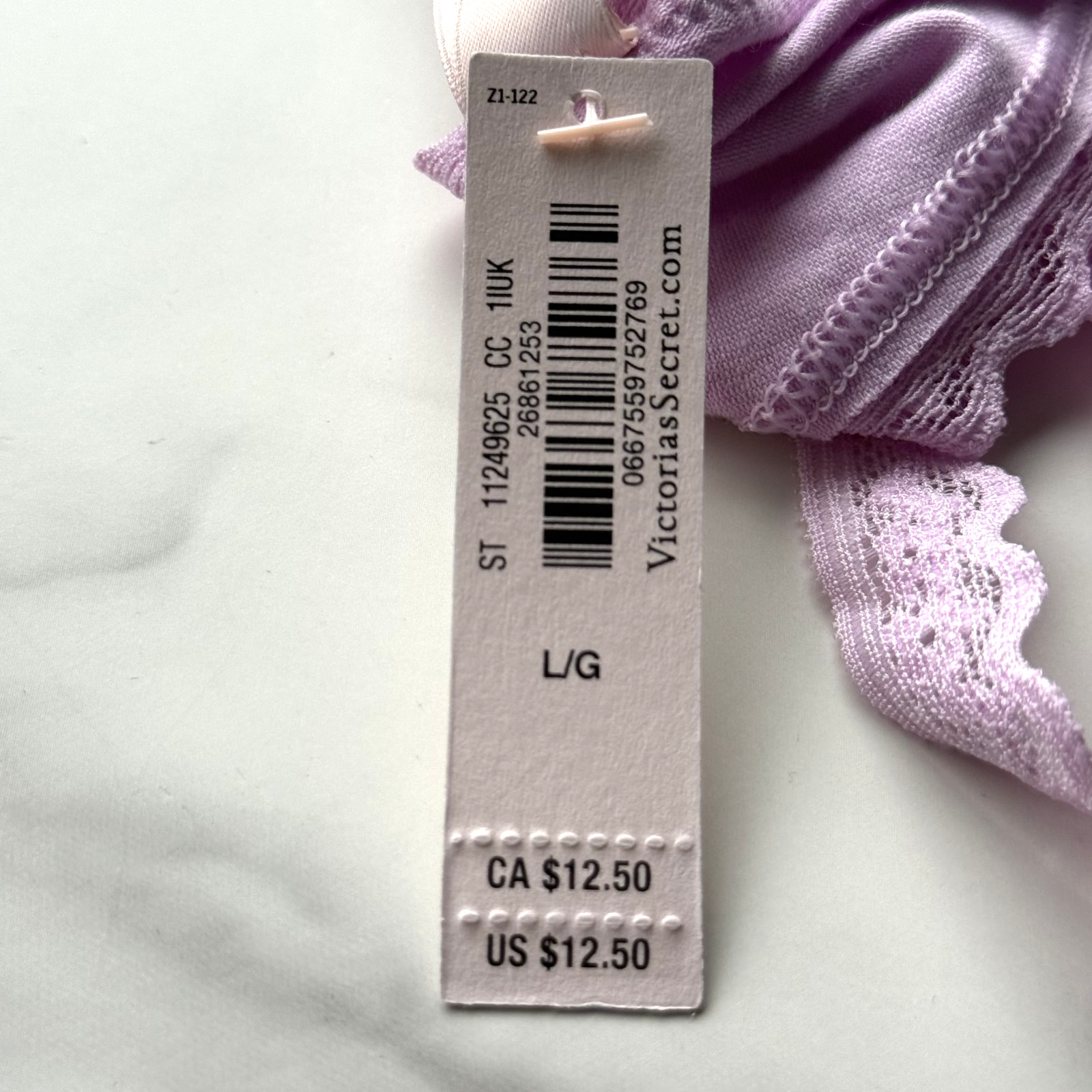 Victoria’s Secret The Lacie Lace-Trim Smooth V-String Panty Violet Sugar L/XL