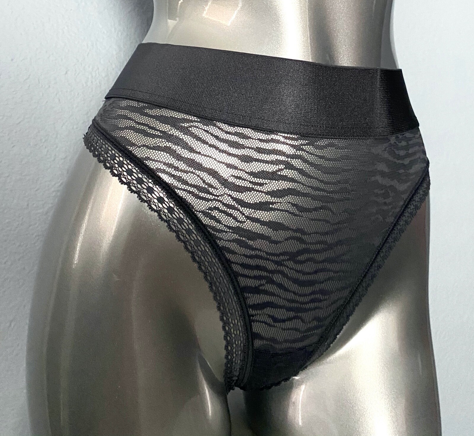 Victoria’s Secret Nwt Gray Zebra Sheer Lace High Leg Cheeky Panty S