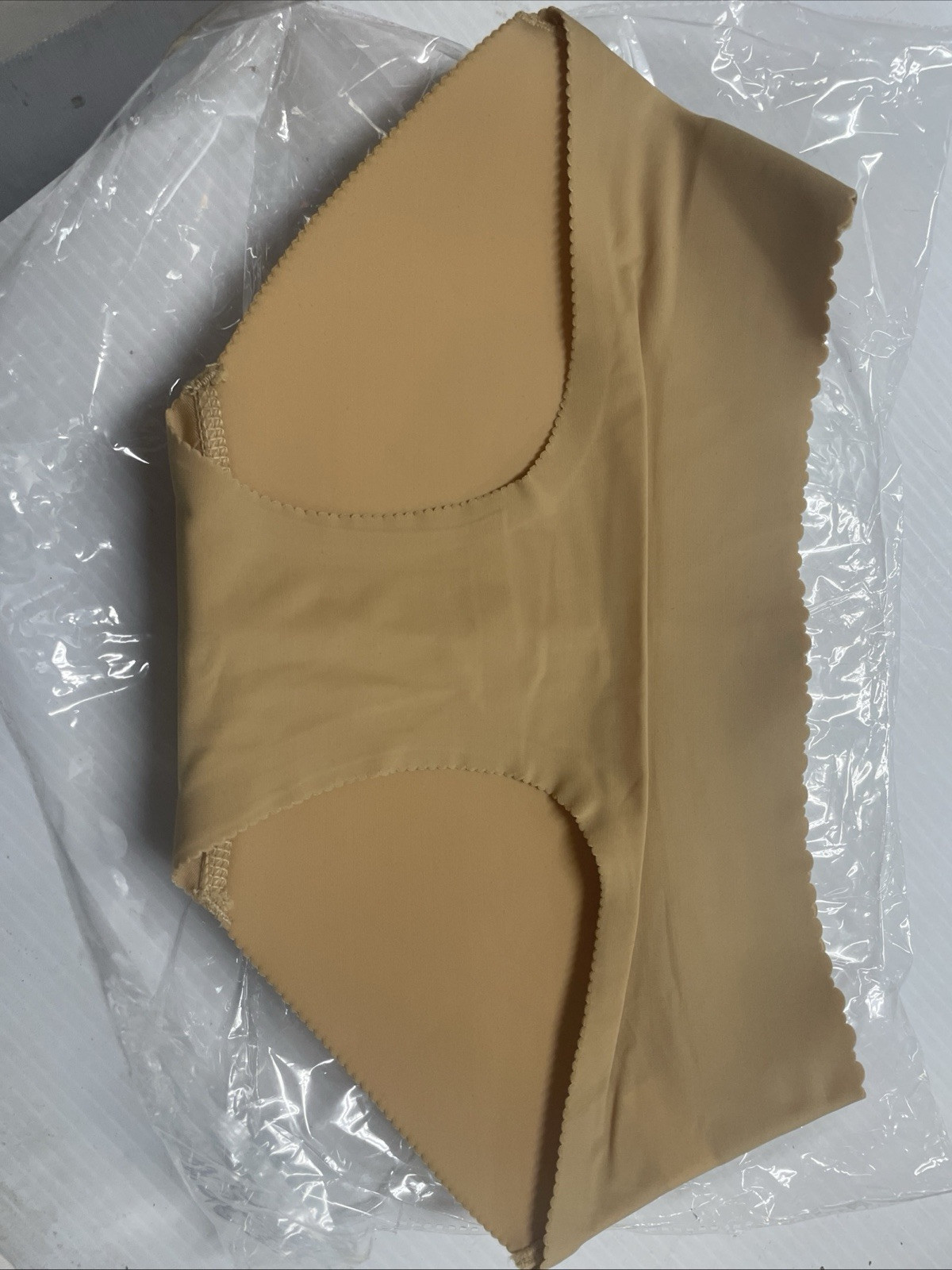 NEW IN PLASTIC ~ Women’s Padded Butt Lift Shapewear Tan Panties Size Small