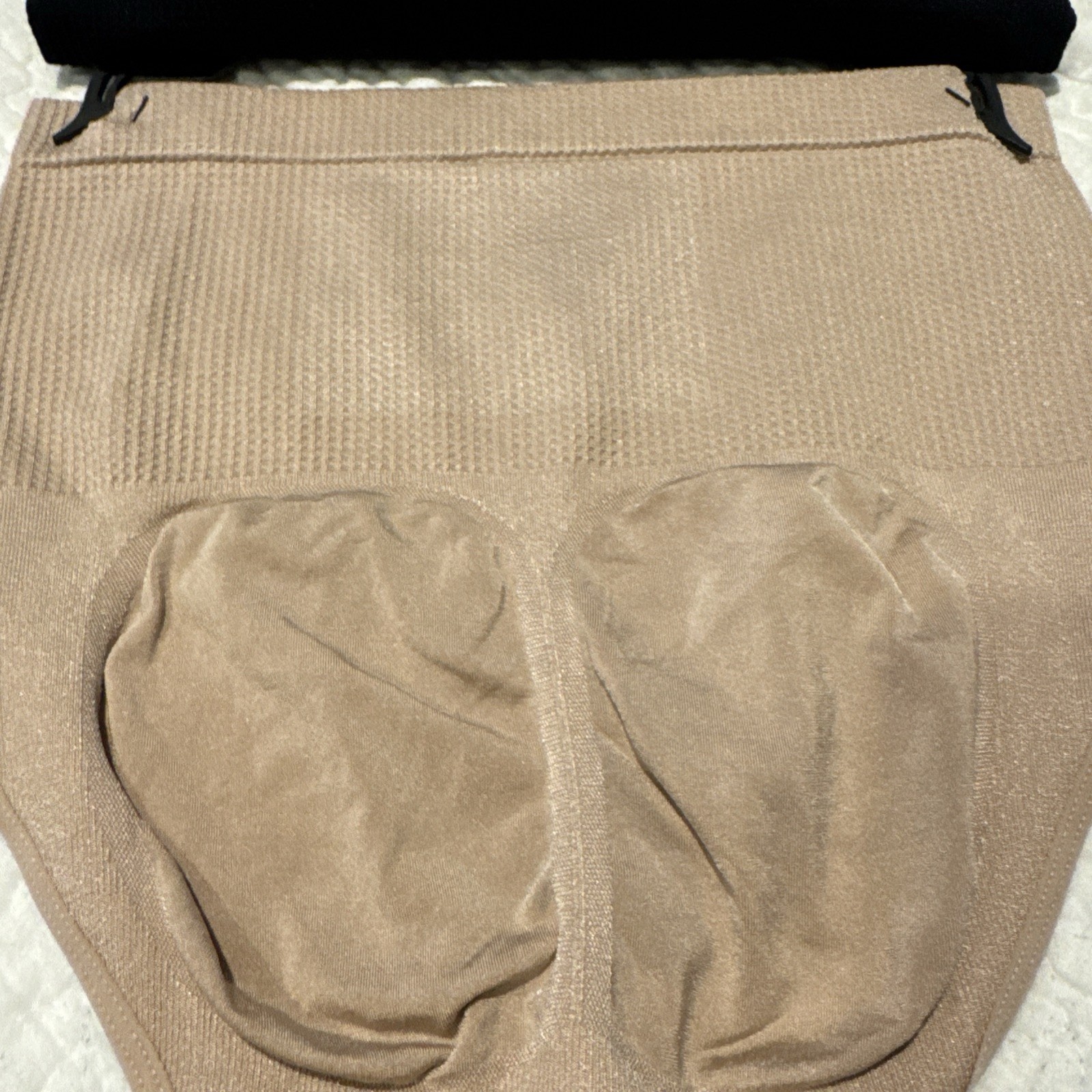 Skinny Girl Shaping Seamless Briefs Panties Size Medium Seamless 3 Pair