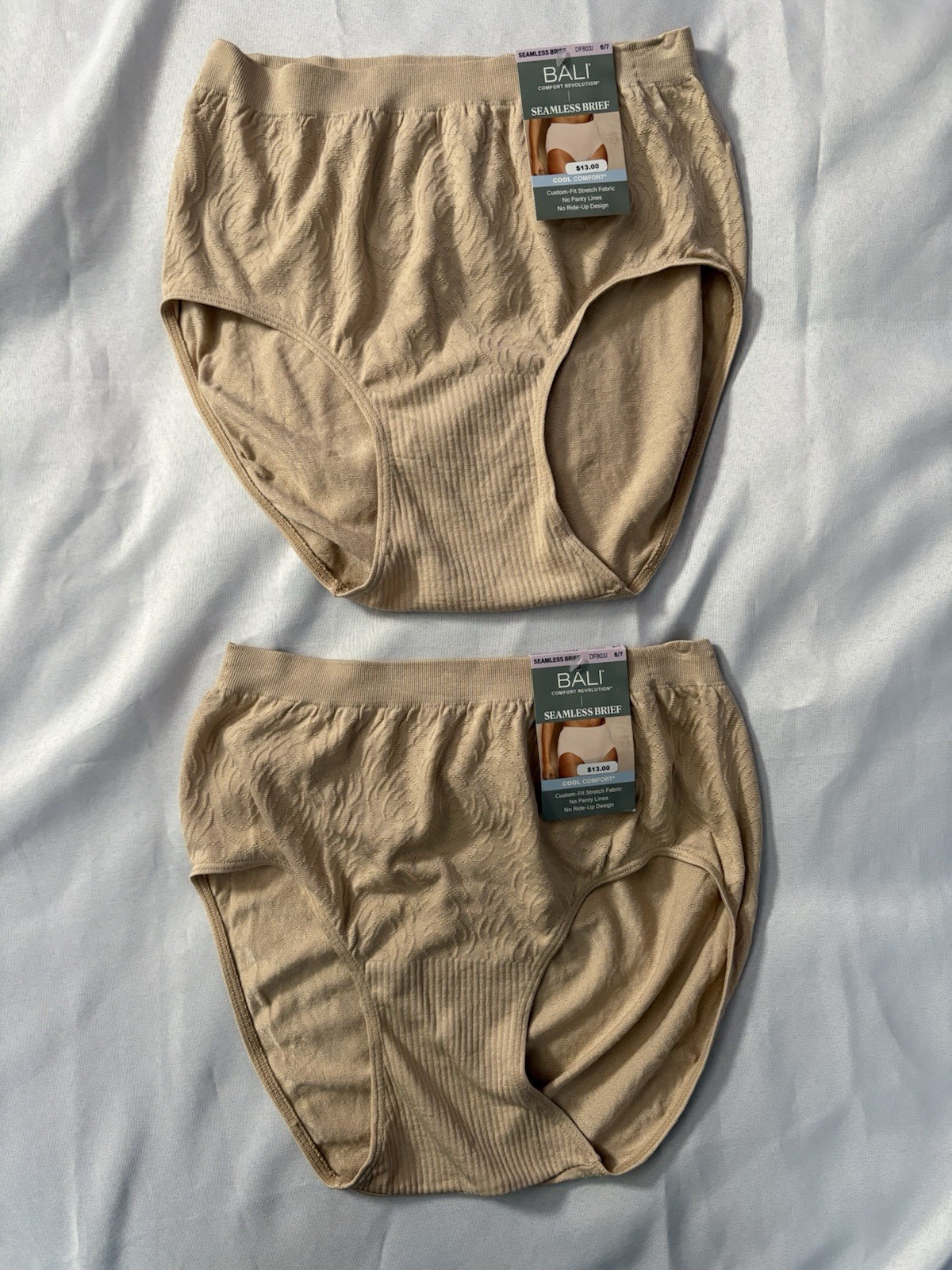 NEW Bali Comfort Revolution Bali Briefs 2 Pack Style 803J Womens Panty Size 6/7