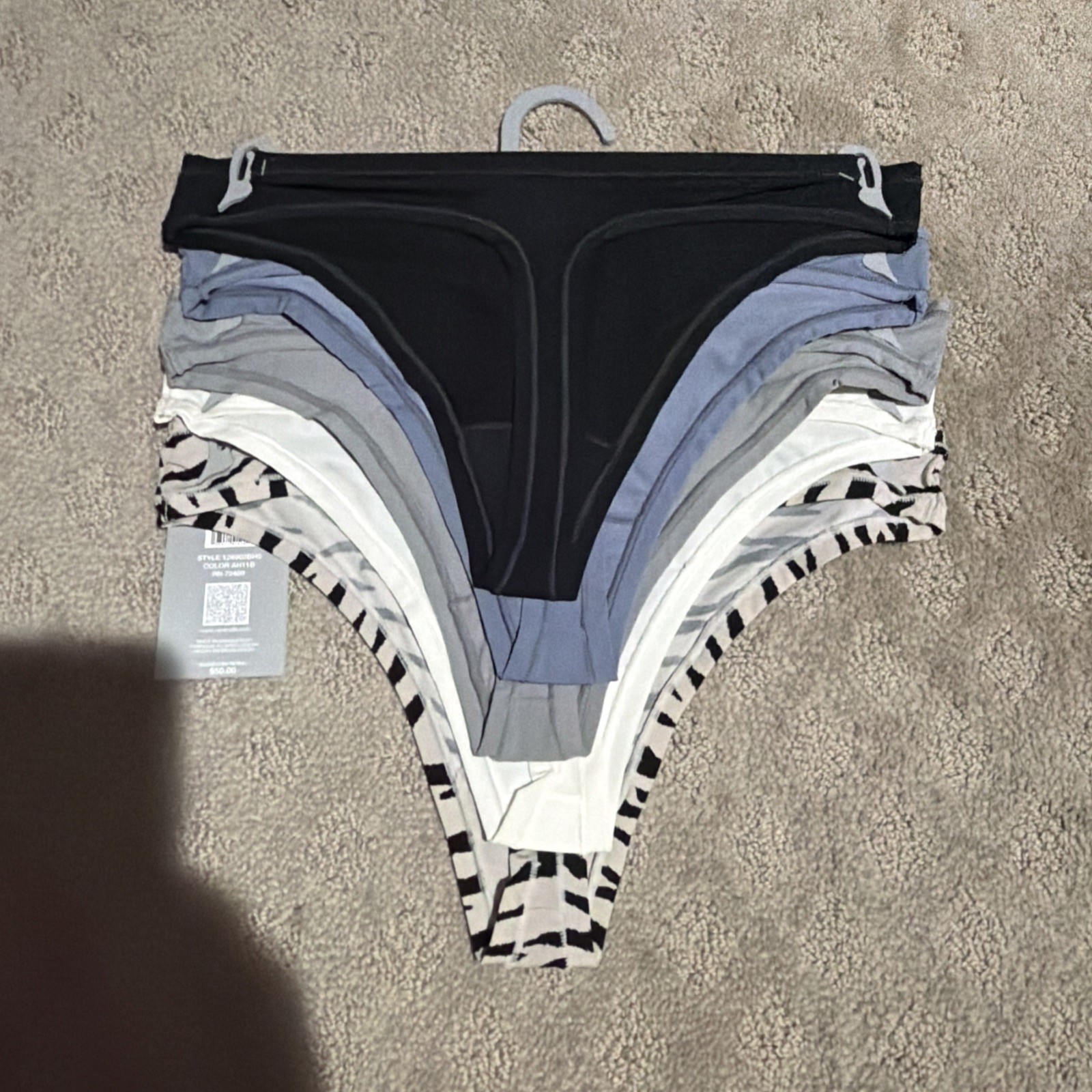 Essentials By Rene Rofe 5pk Multicolor Flexible Fit Thongs. Sz L. NWT!