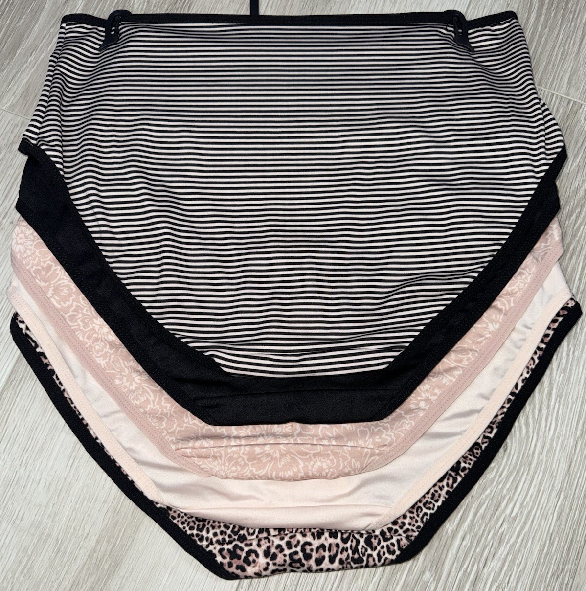MARILYN MONROE Women 5-Pair Brief Underwear Panties Black Brown Polyester Size S