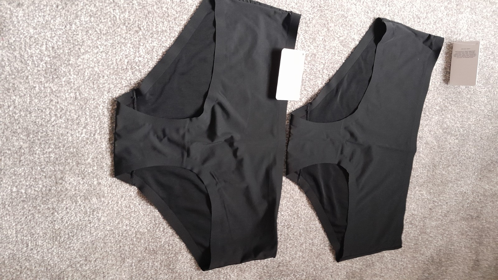 New/Tagged 4 Pairs Ladies NVPL Briefs, Black by F & F, Size M & 12