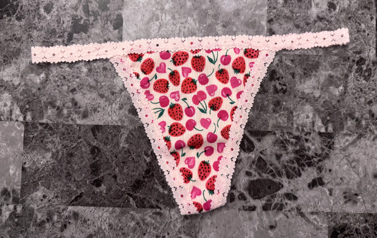 VICTORIA’S SECRET PINK STRAWBERRY CHERRY HEART RIBBED KNIT LACE V STRING PANTIES