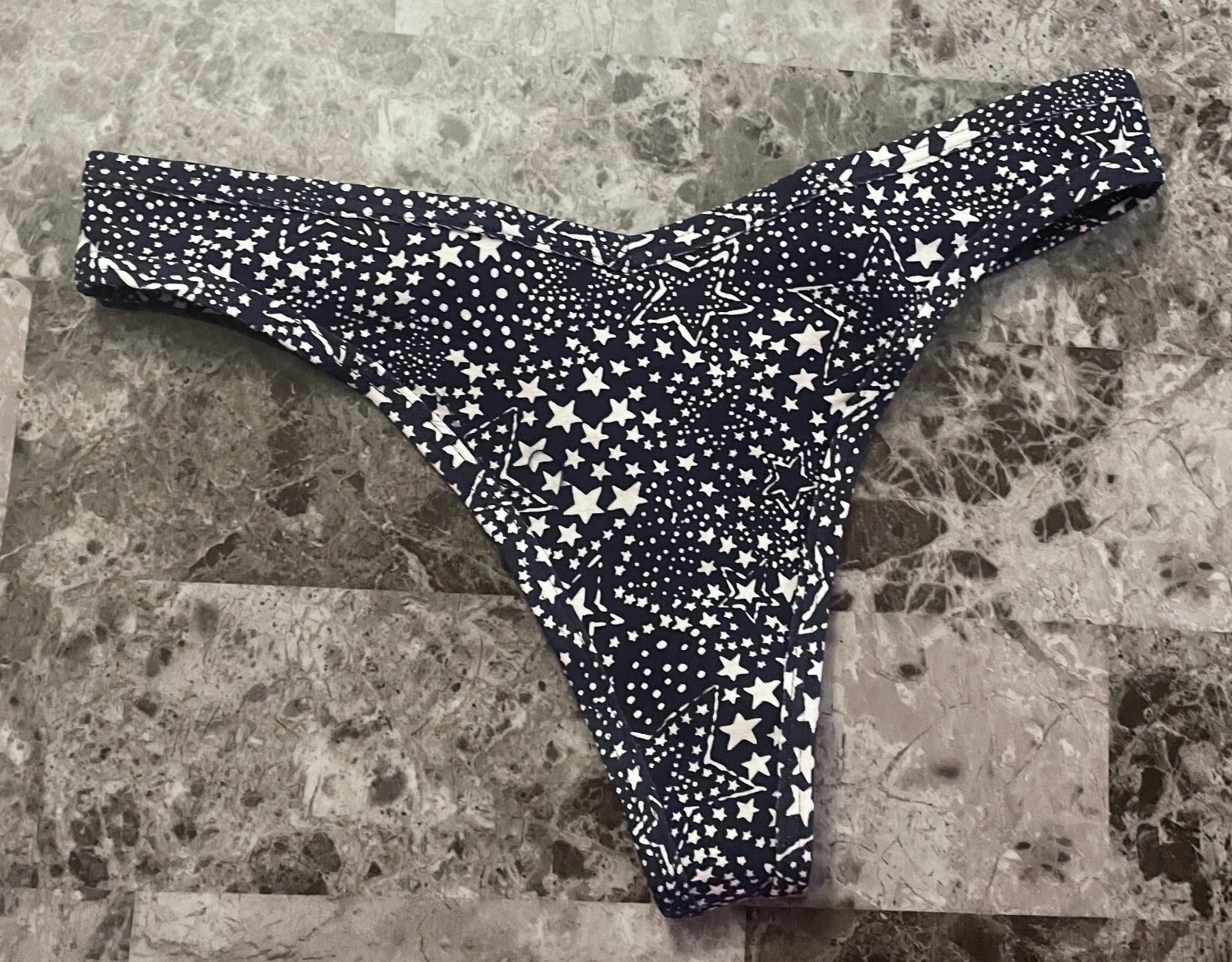 NWT VICTORIA’S SECRET PINK SMALL NAVY BLUE WHITE STAR COTTON BLEND THONG PANTIES
