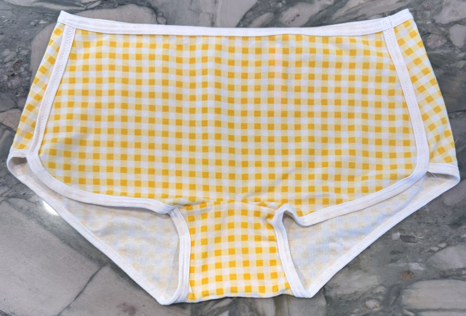 NEW Victoria Secret PINK Cotton Trim Boyshort – Yellow & White Gingham – XXL