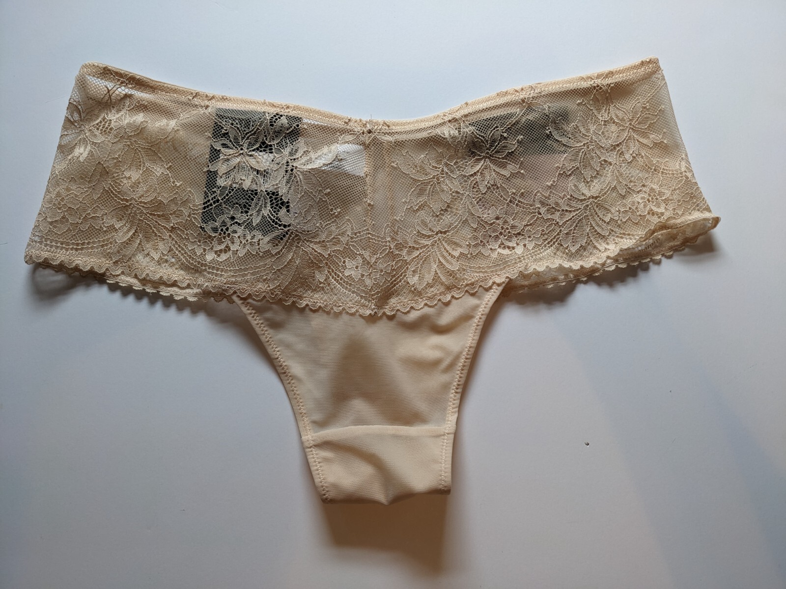 Bali Comfort Revolution Lace Hipster, DFH597, Latte Lift, Size Large