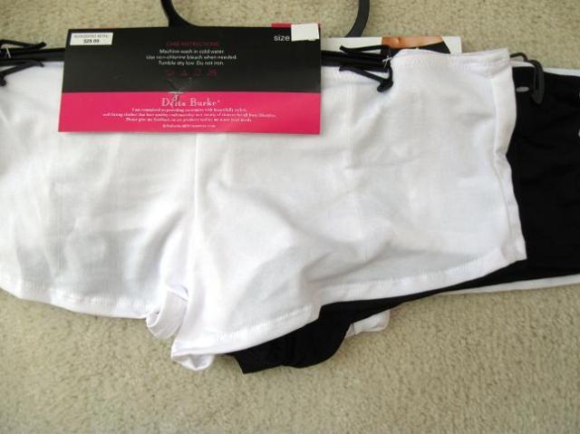 DELTA BURKE Size 7 (L) Two (2) Micro Boyshorts w/Lace in Black & White